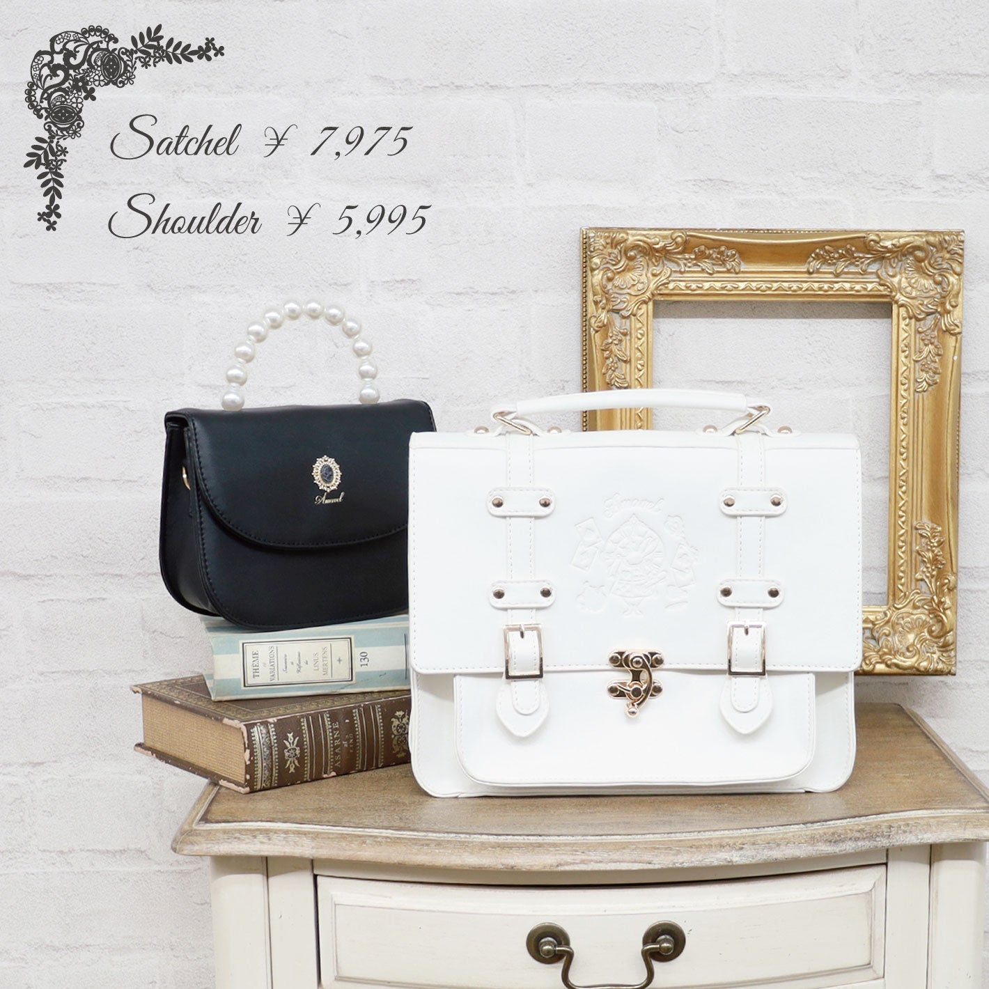 カメオとパール、トランプモチーフで品と遊び心を。 – Amavel