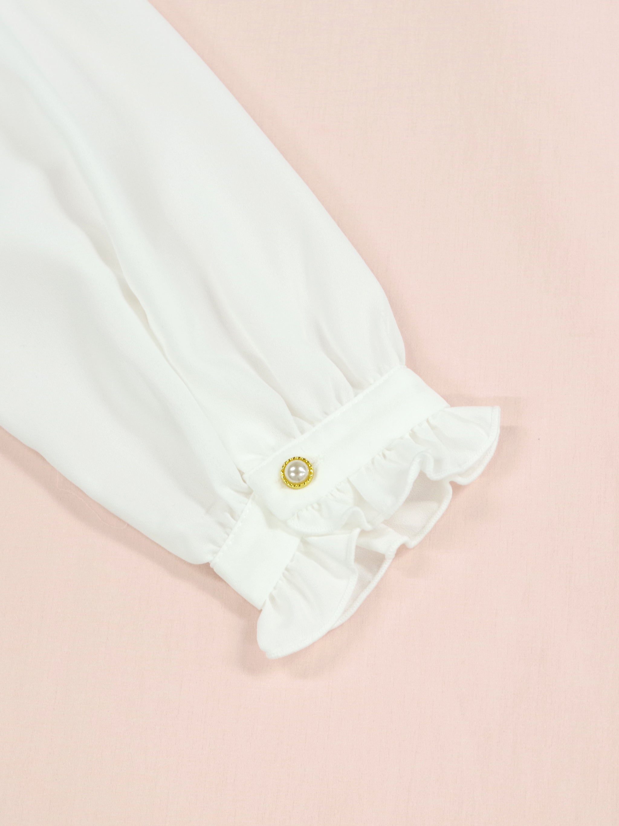 ダブルフリル丸襟長袖ブラウス |Amavel(アマベル)公式サイト