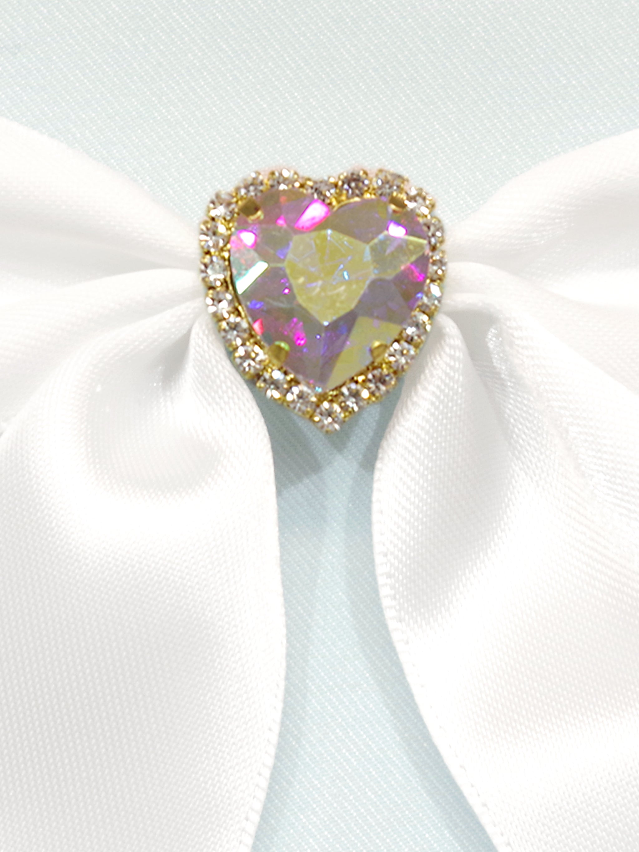 ハートビジュー付リボンブローチ |Amavel(アマベル)公式サイト