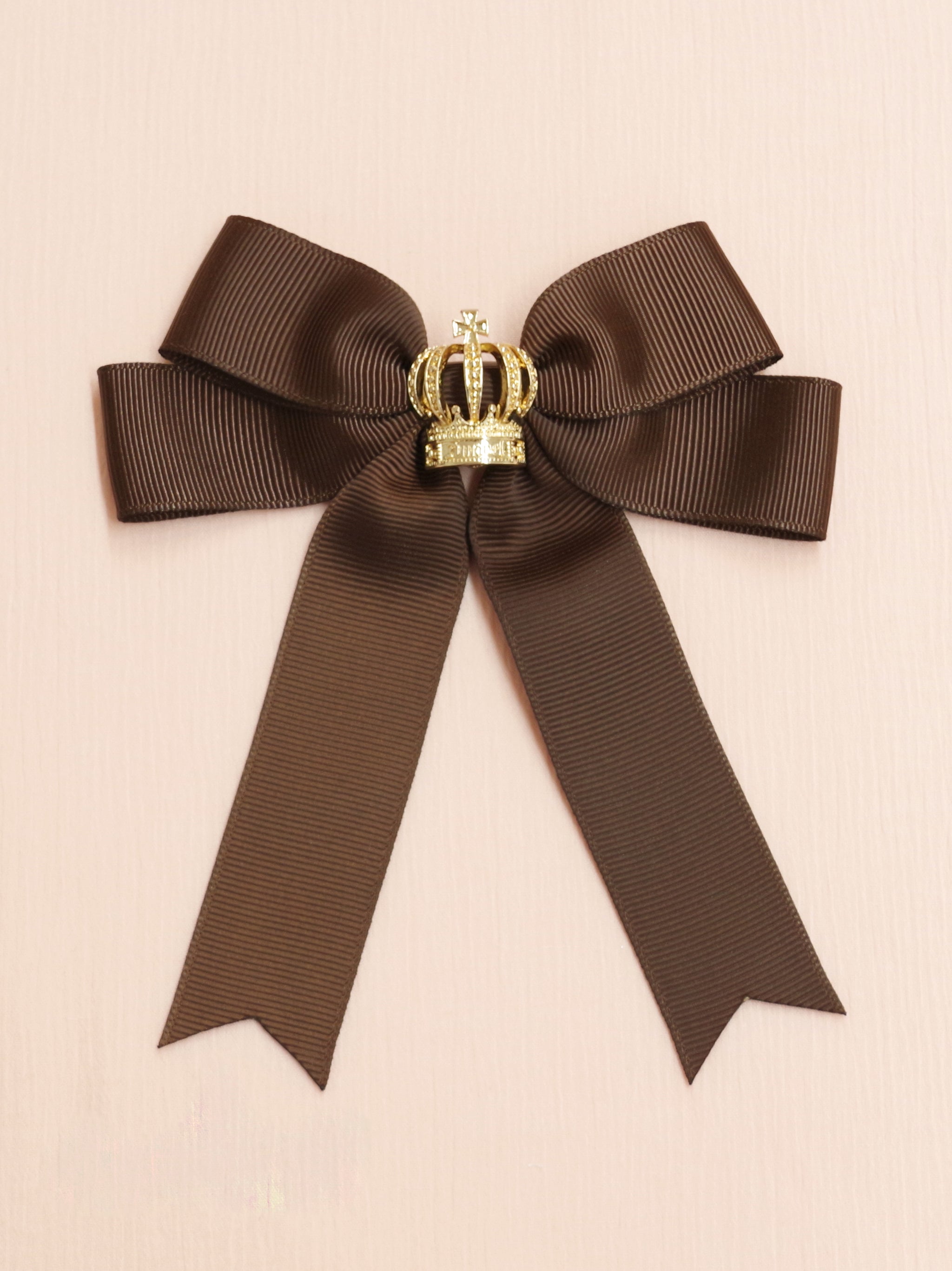 クラウンチャーム付リボンブローチ ブラウン(Brown) FREE |Amavel(アマベル)公式サイト
