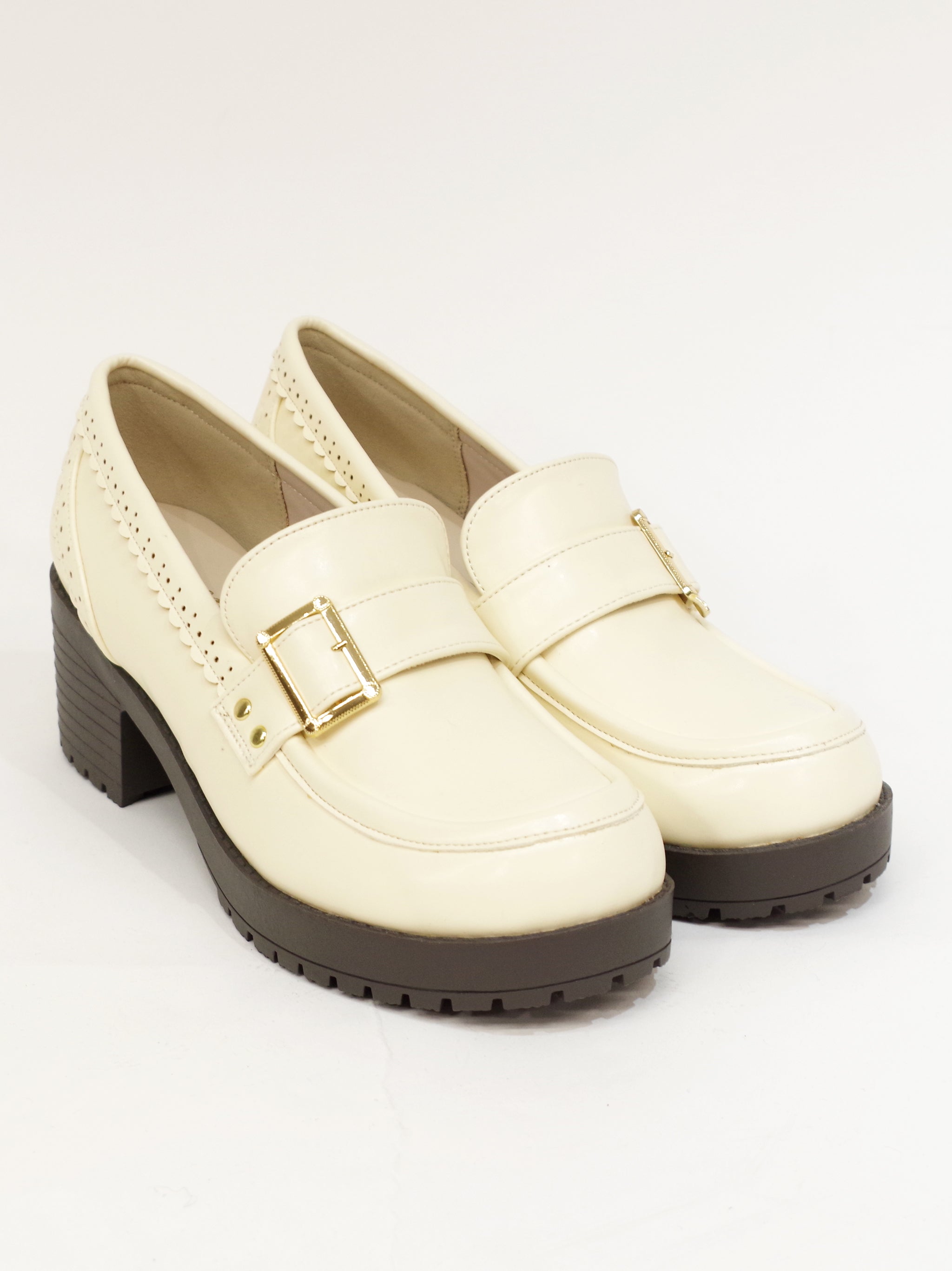 メッセージリボン付ローファーパンプス |Amavel(アマベル)公式サイト