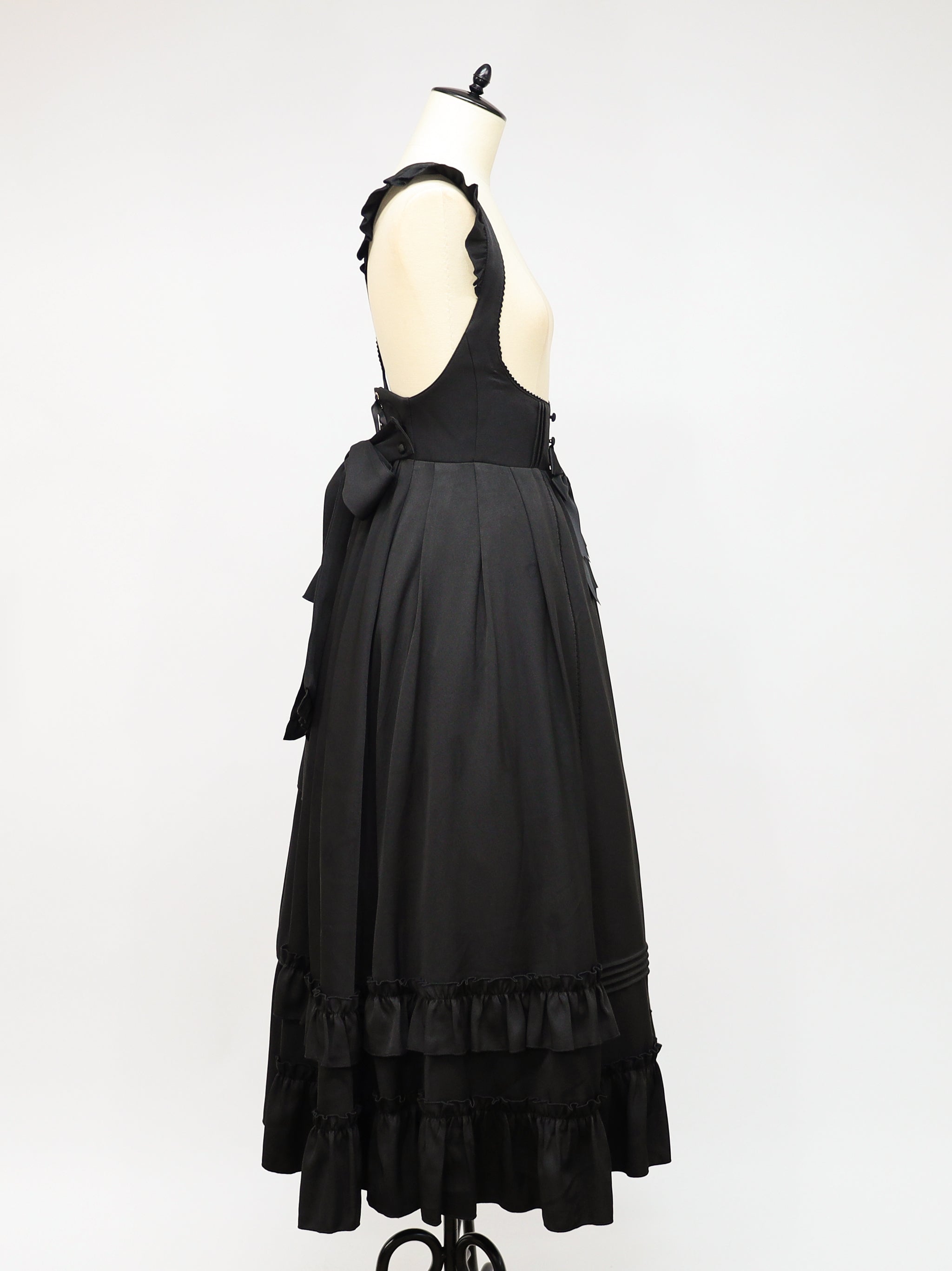 Mysterious Doll ロングジャンパースカート |Amavel(アマベル)公式サイト