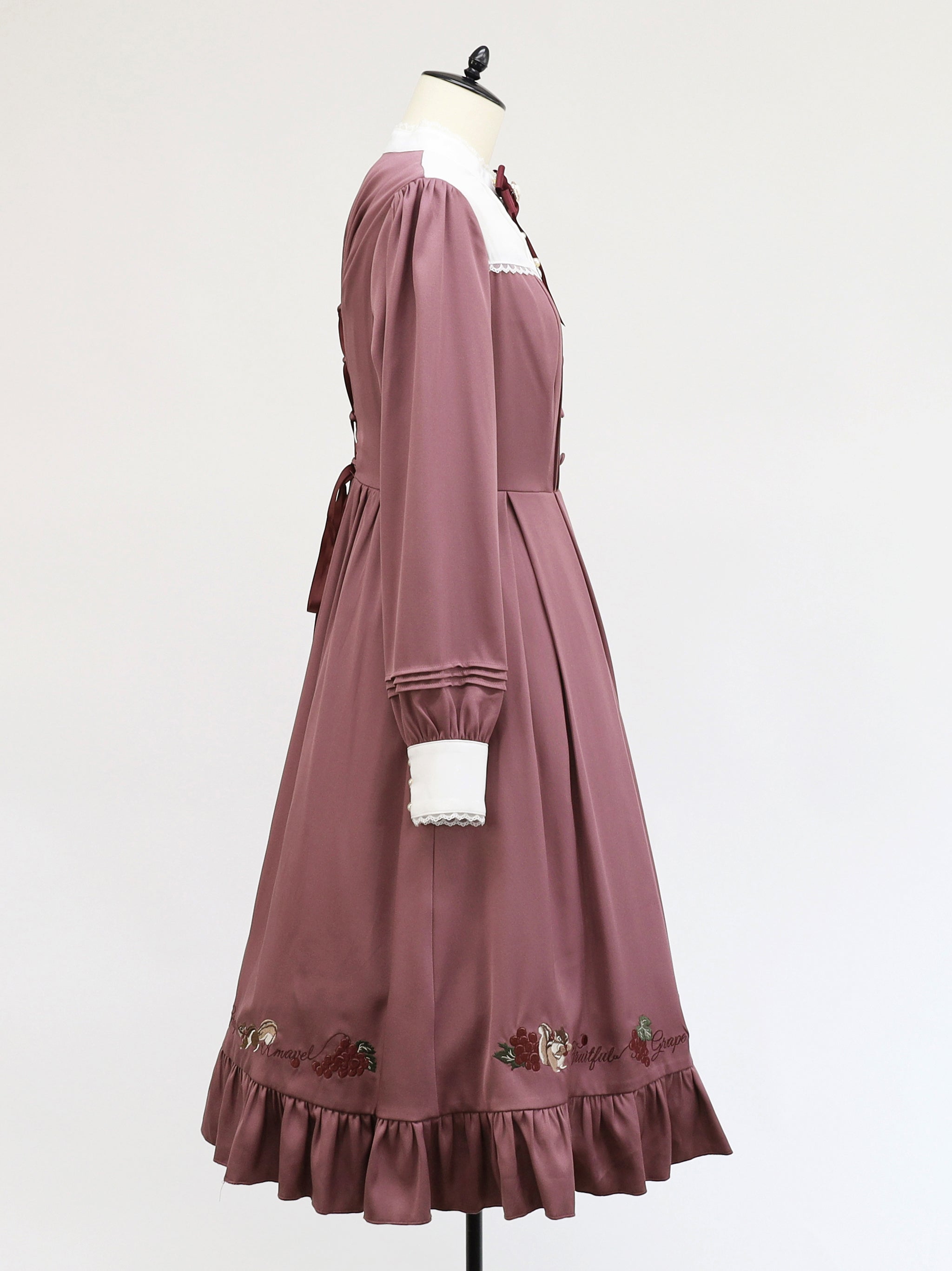 葡萄とりすの秋祭りワンピース |Amavel(アマベル)公式サイト