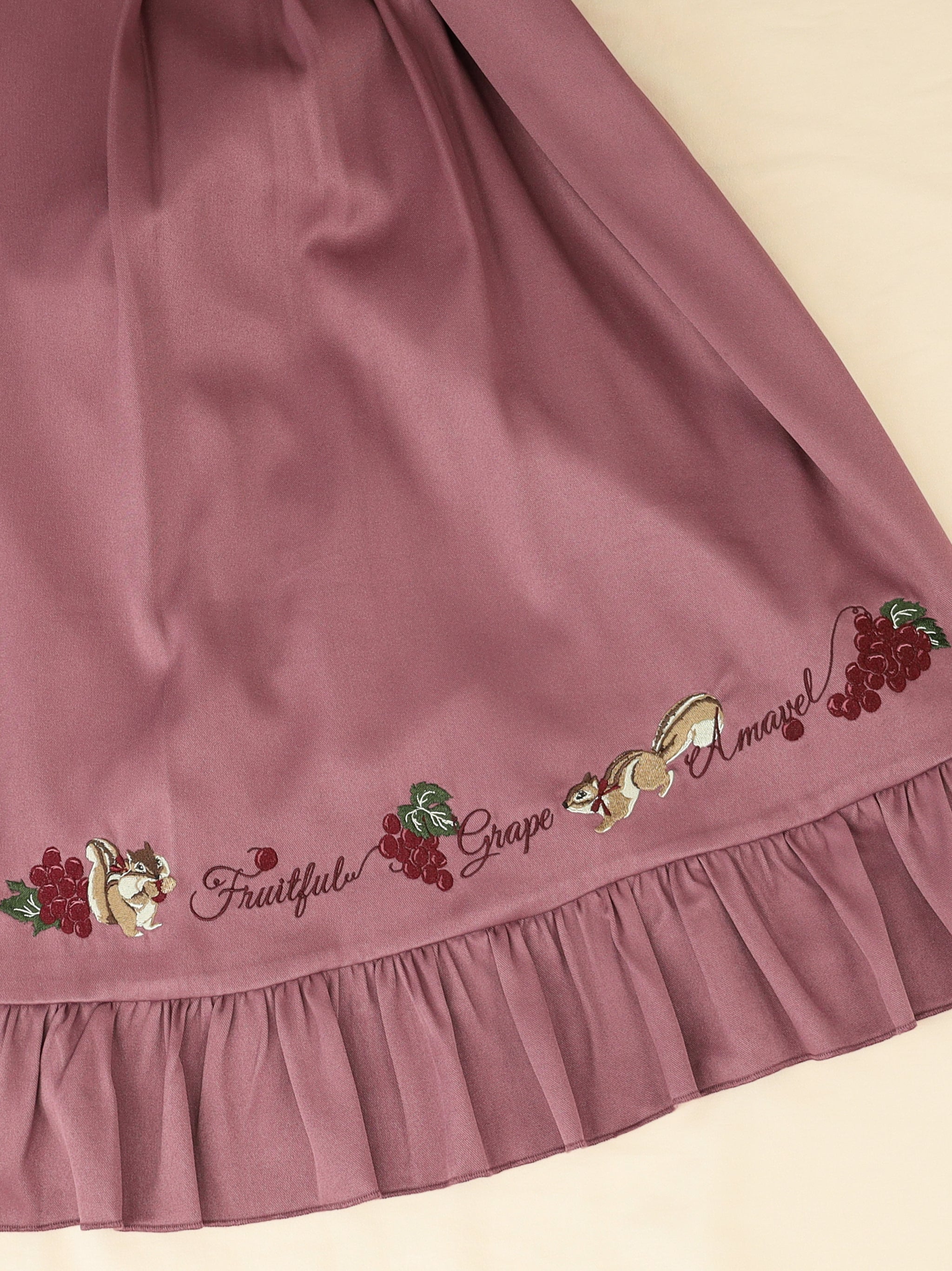 葡萄とりすの秋祭りワンピース |Amavel(アマベル)公式サイト