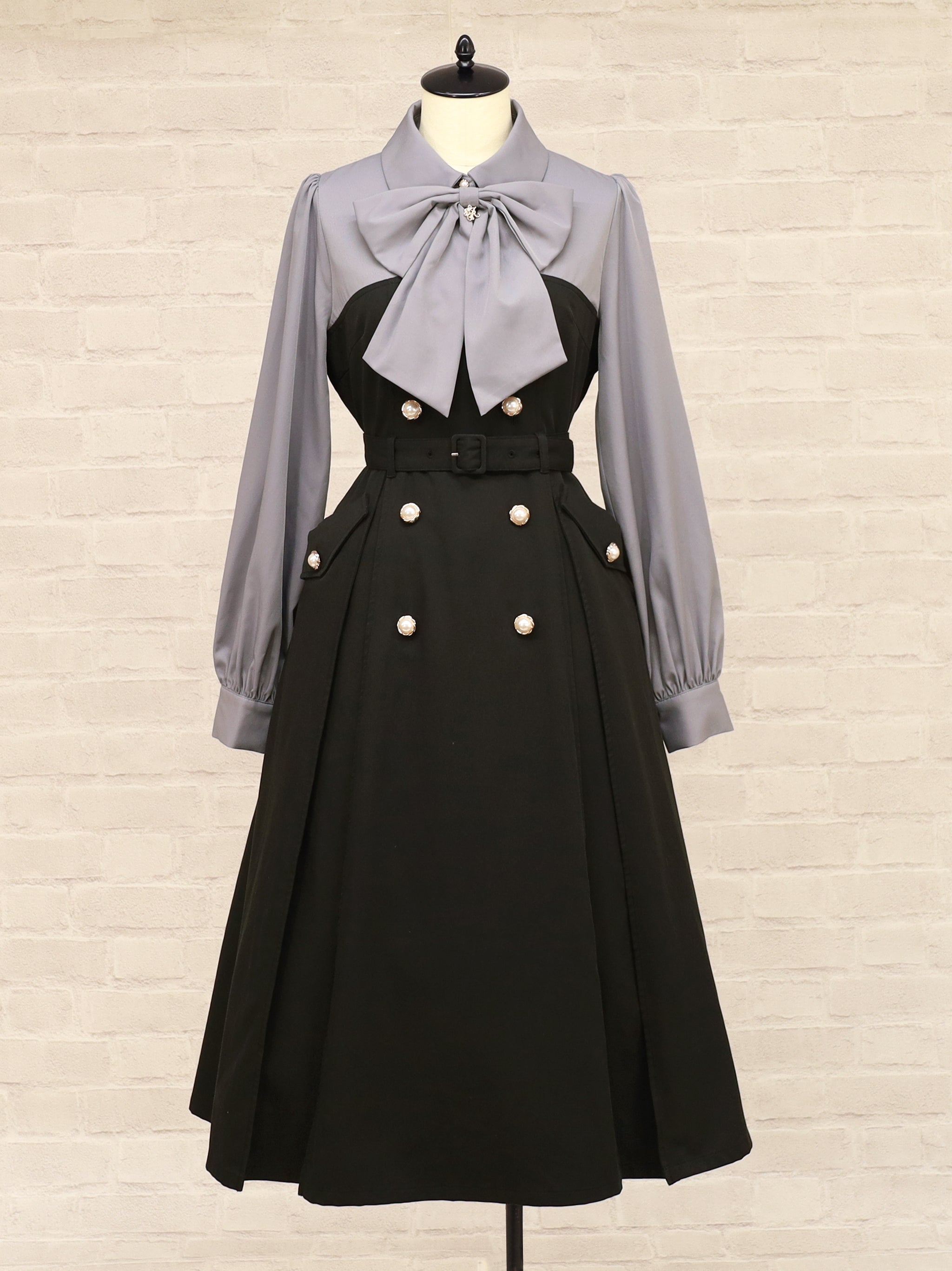 ベルト付きレイヤードトレンチワンピース |Amavel(アマベル)公式サイト