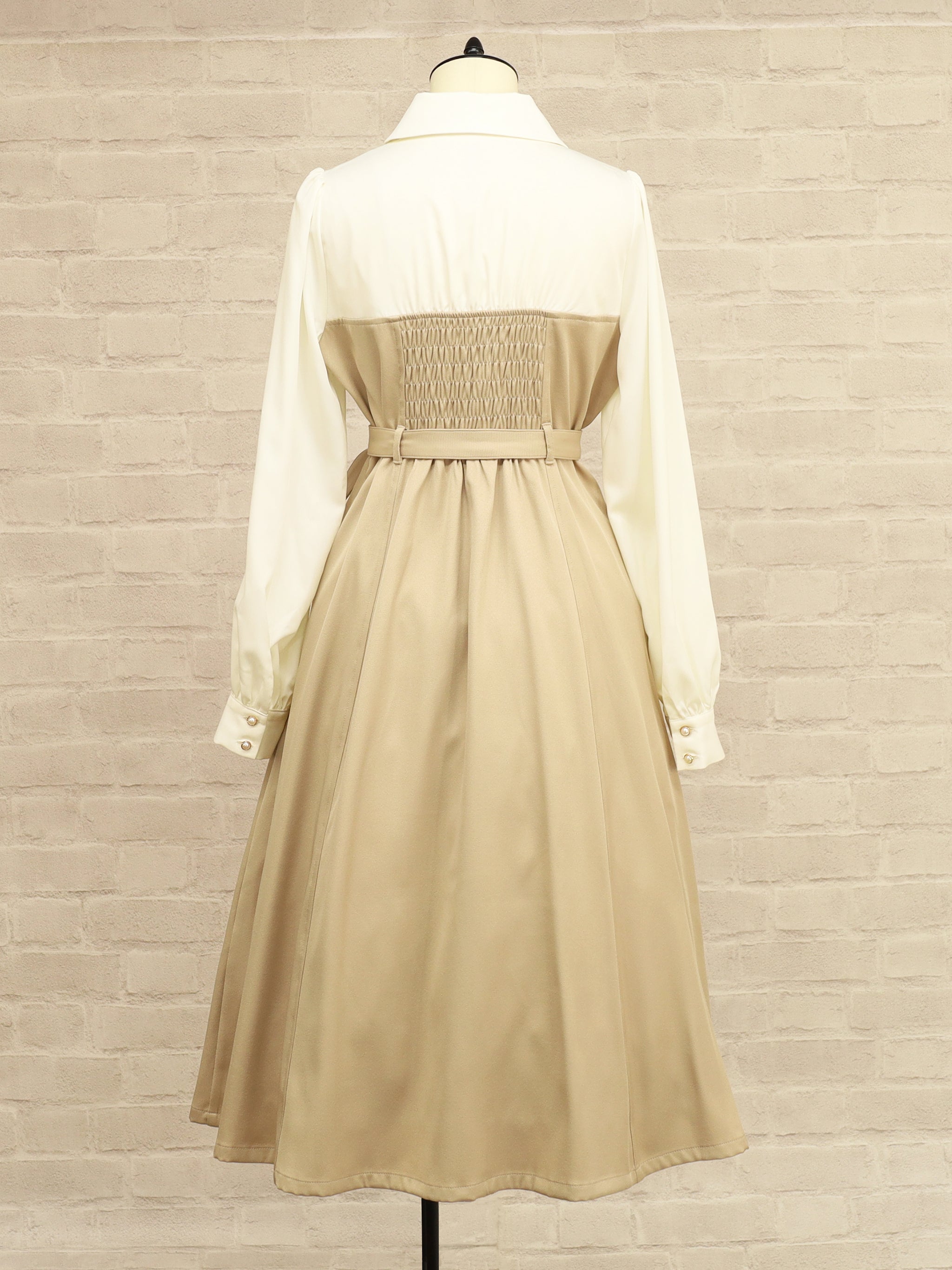 ベルト付きレイヤードトレンチワンピース |Amavel(アマベル)公式サイト