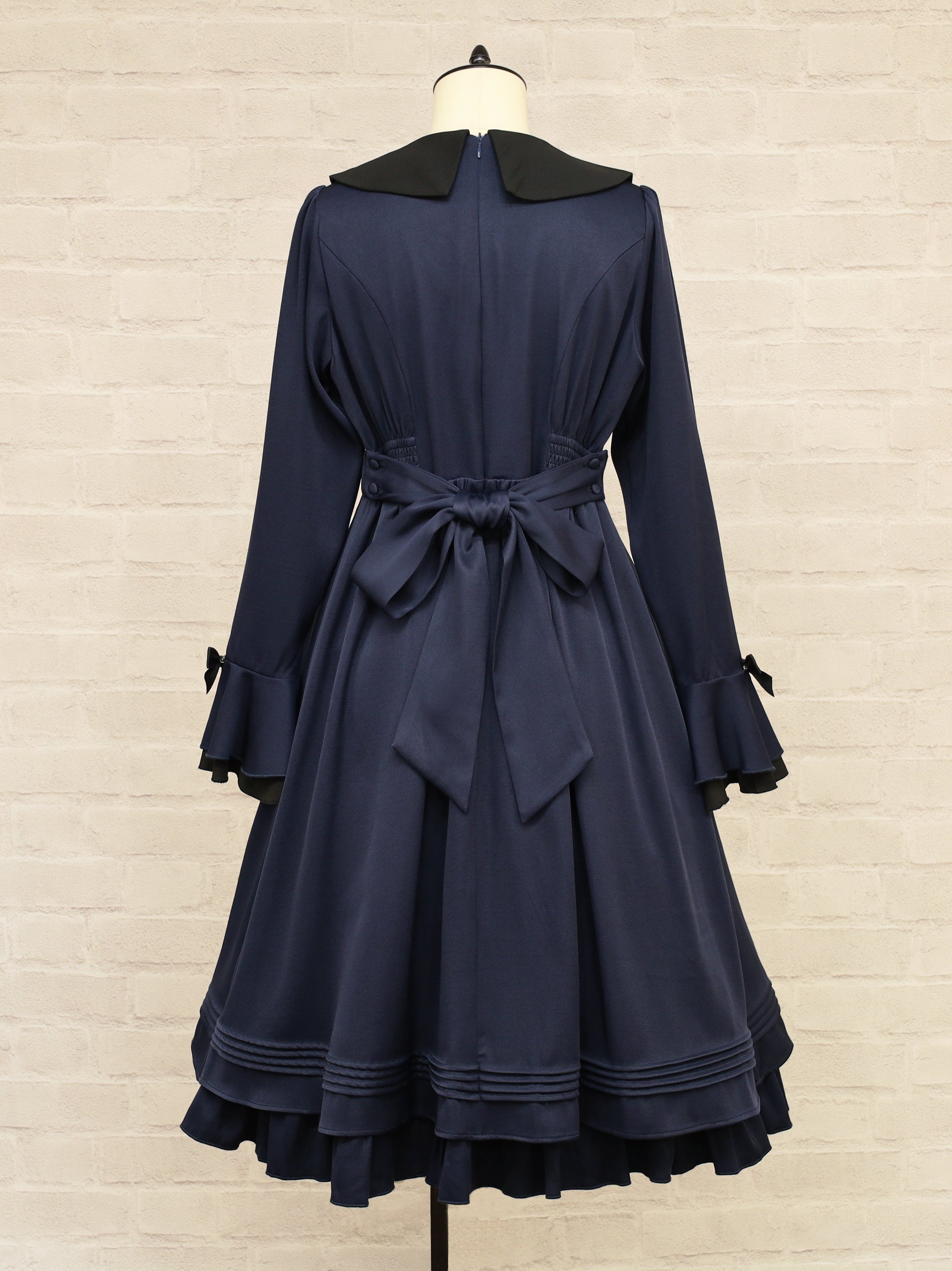 Flare Graceミドル丈ワンピース |Amavel(アマベル)公式サイト