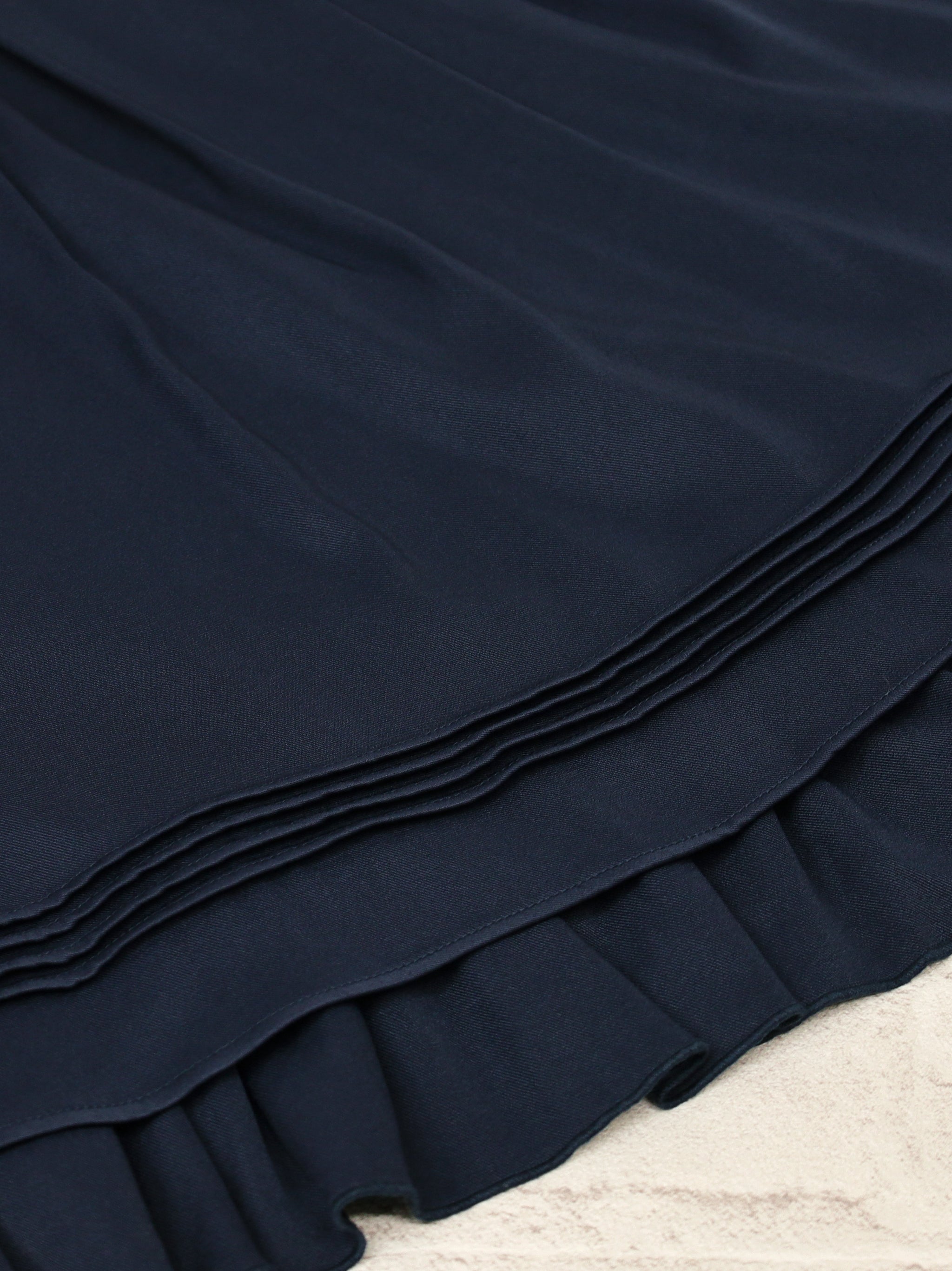 Flare Graceミドル丈ワンピース |Amavel(アマベル)公式サイト