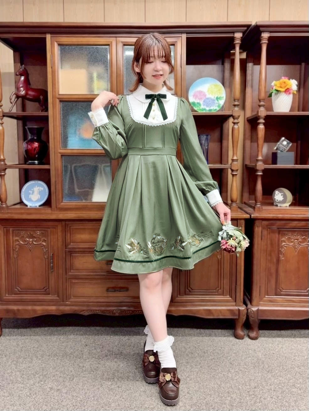 DryFlower Bouquet ワンピース カーキ(Khaki) FREE |Amavel(アマベル)公式サイト