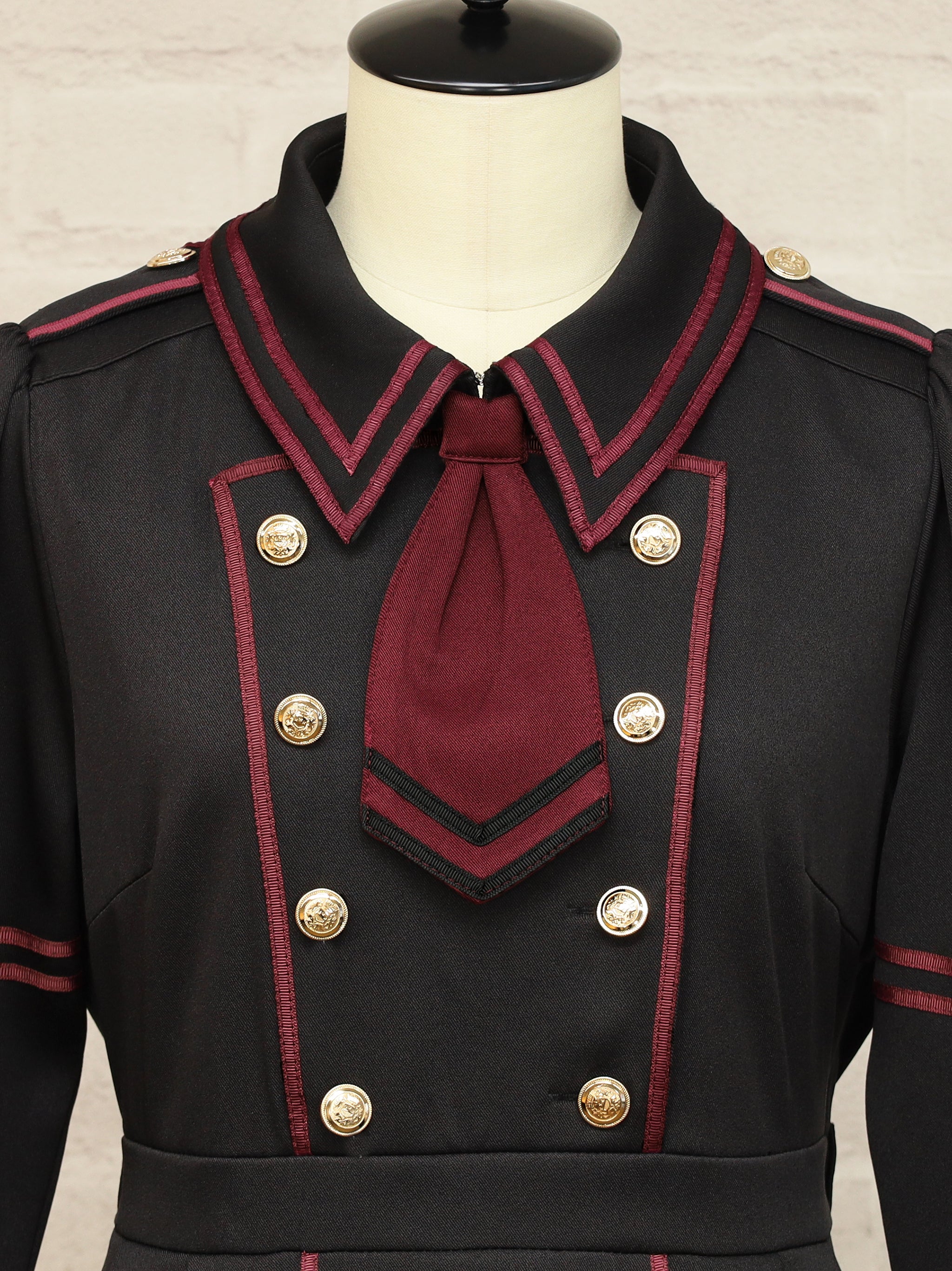 【メンバーズセール対象】Chamber Knight ワンピース |Amavel(アマベル)公式サイト