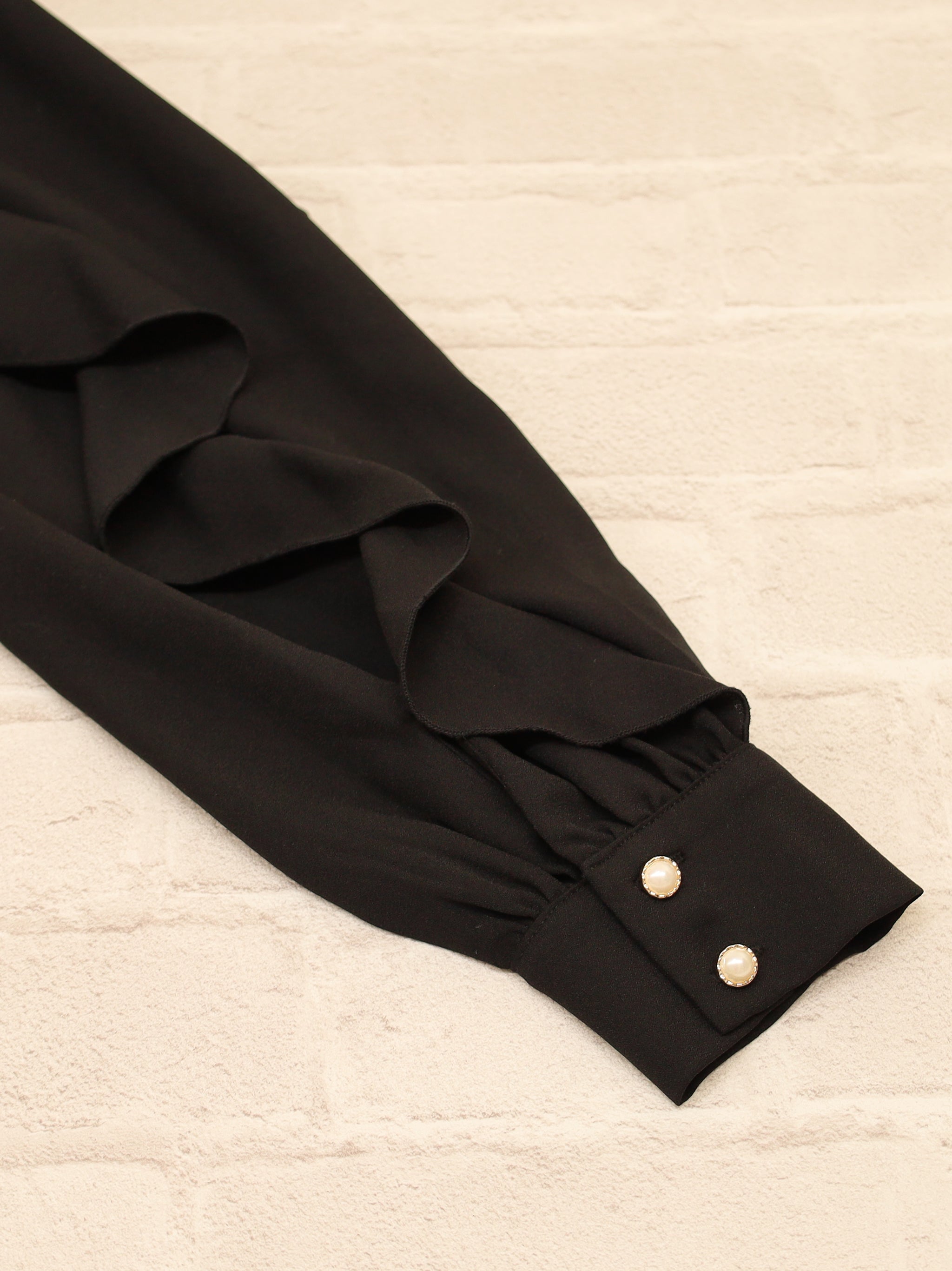 【メンバーズセール対象】Ruffle Elegance ミドル丈ワンピース |Amavel(アマベル)公式サイト