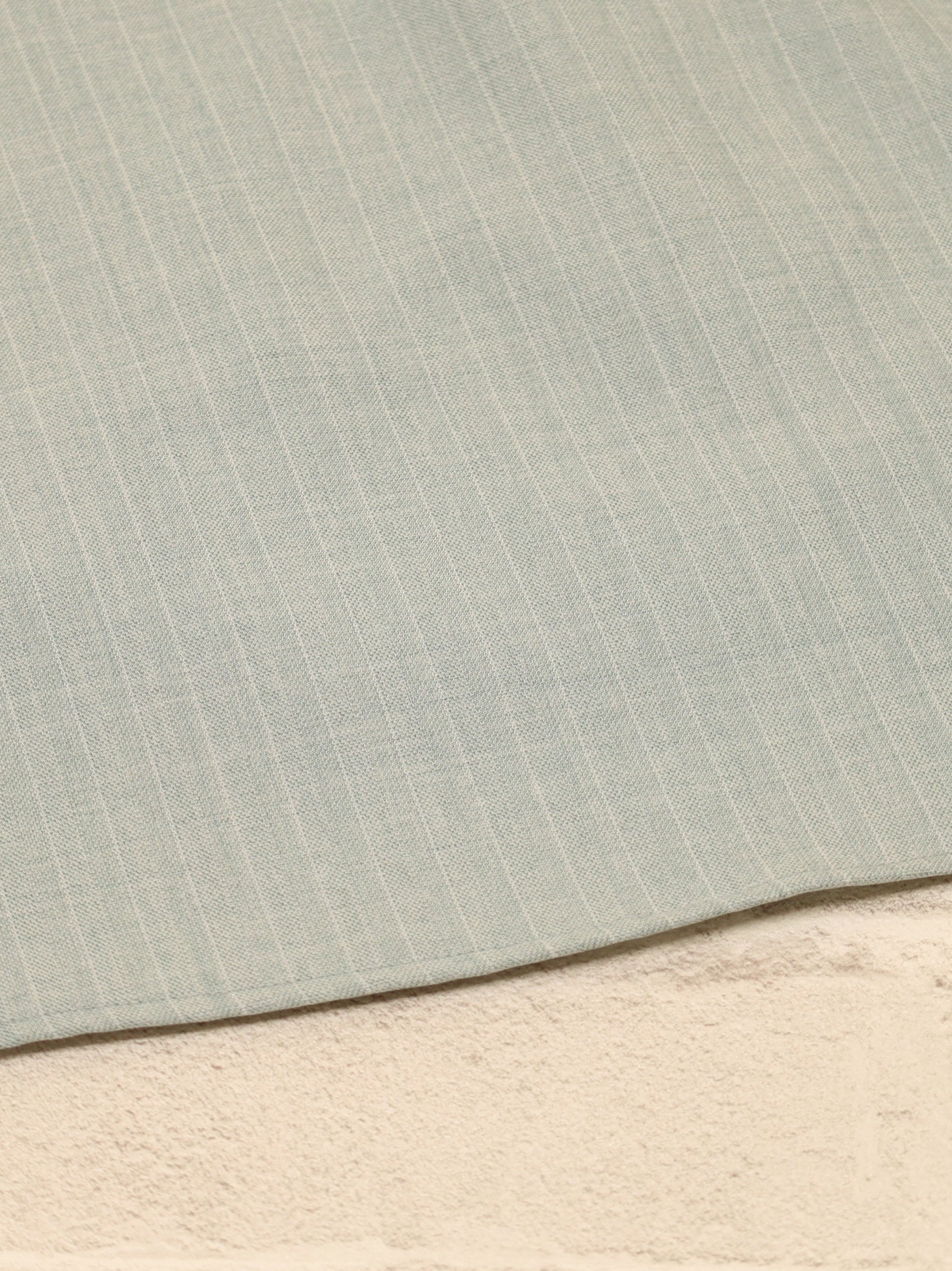 【メンバーズセール対象】Ruffle Elegance ミドル丈ワンピース |Amavel(アマベル)公式サイト