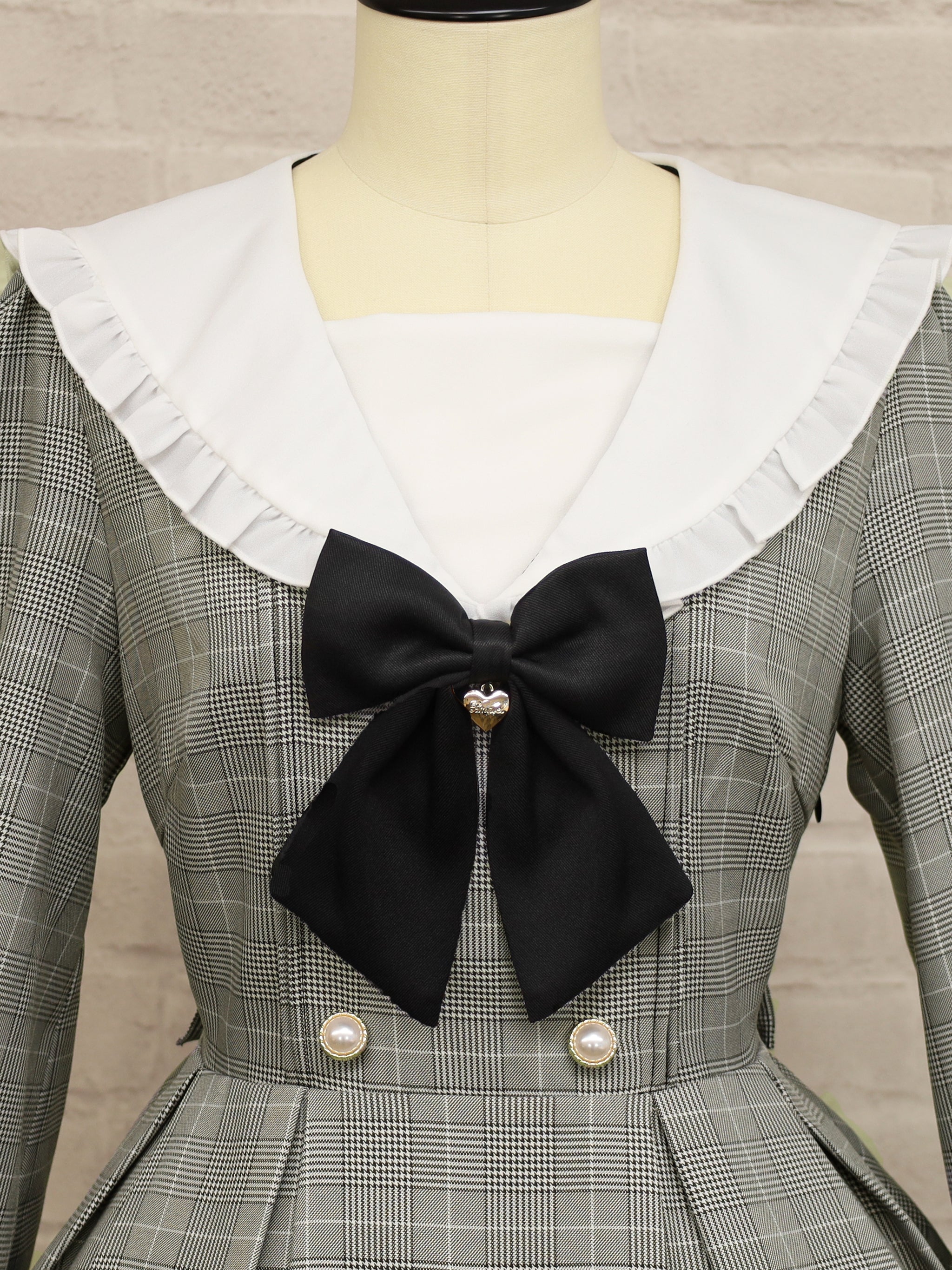 ガーリーフリルセーラーワンピース |Amavel(アマベル)公式サイト