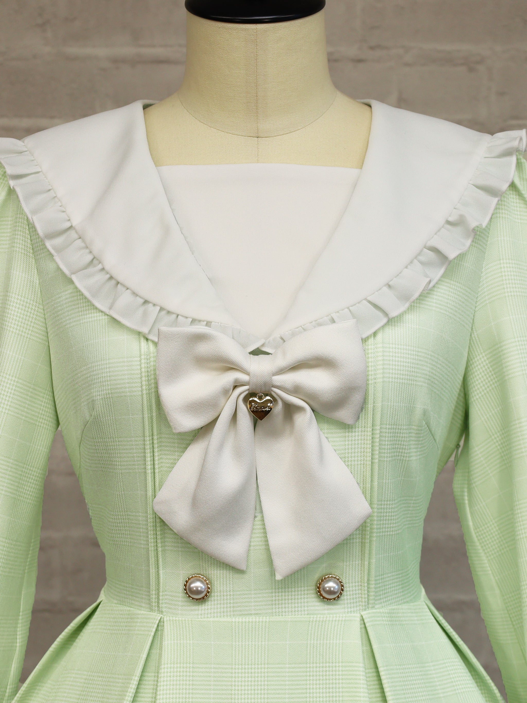 ガーリーフリルセーラーワンピース |Amavel(アマベル)公式サイト