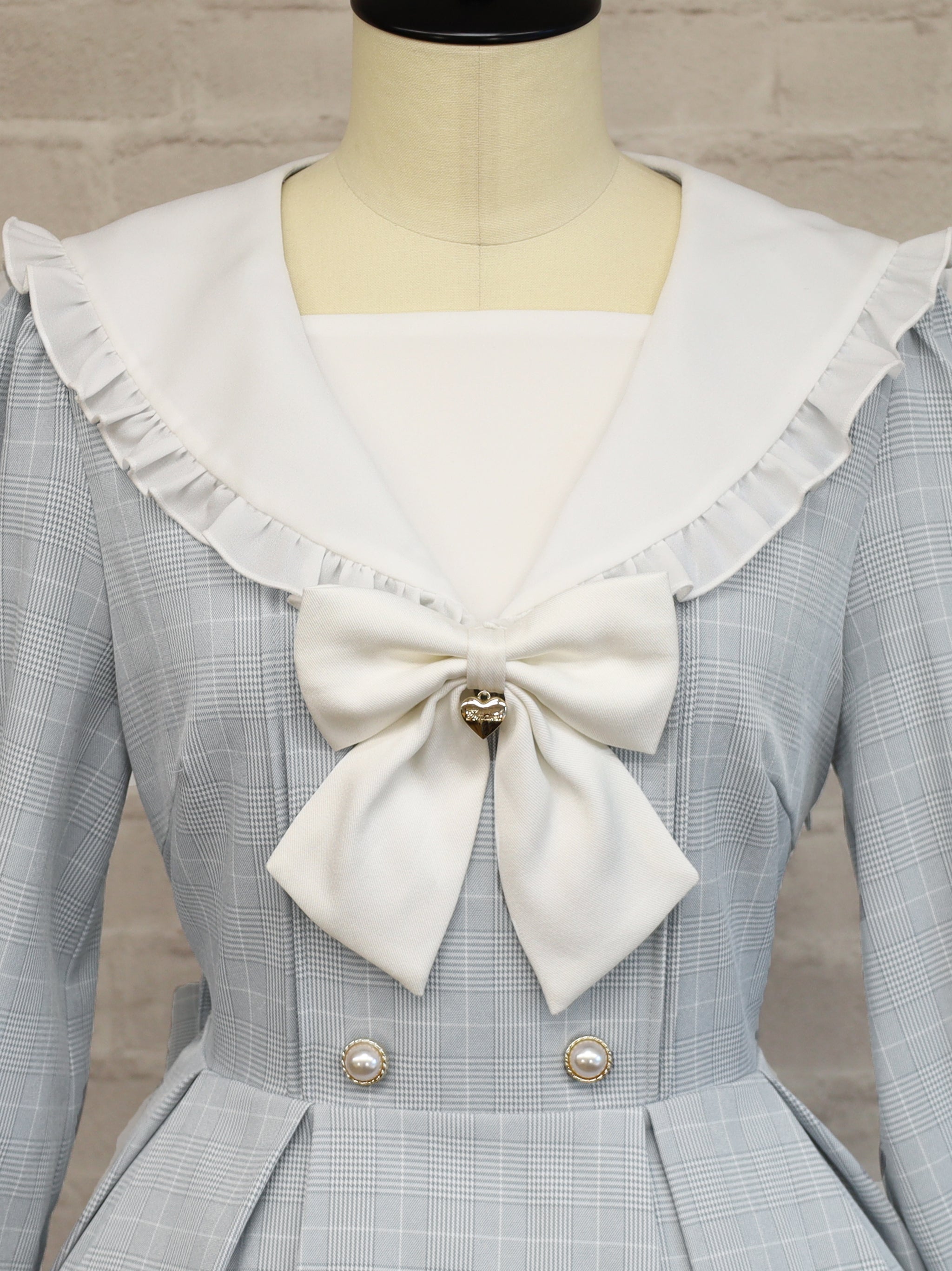 ガーリーフリルセーラーワンピース |Amavel(アマベル)公式サイト