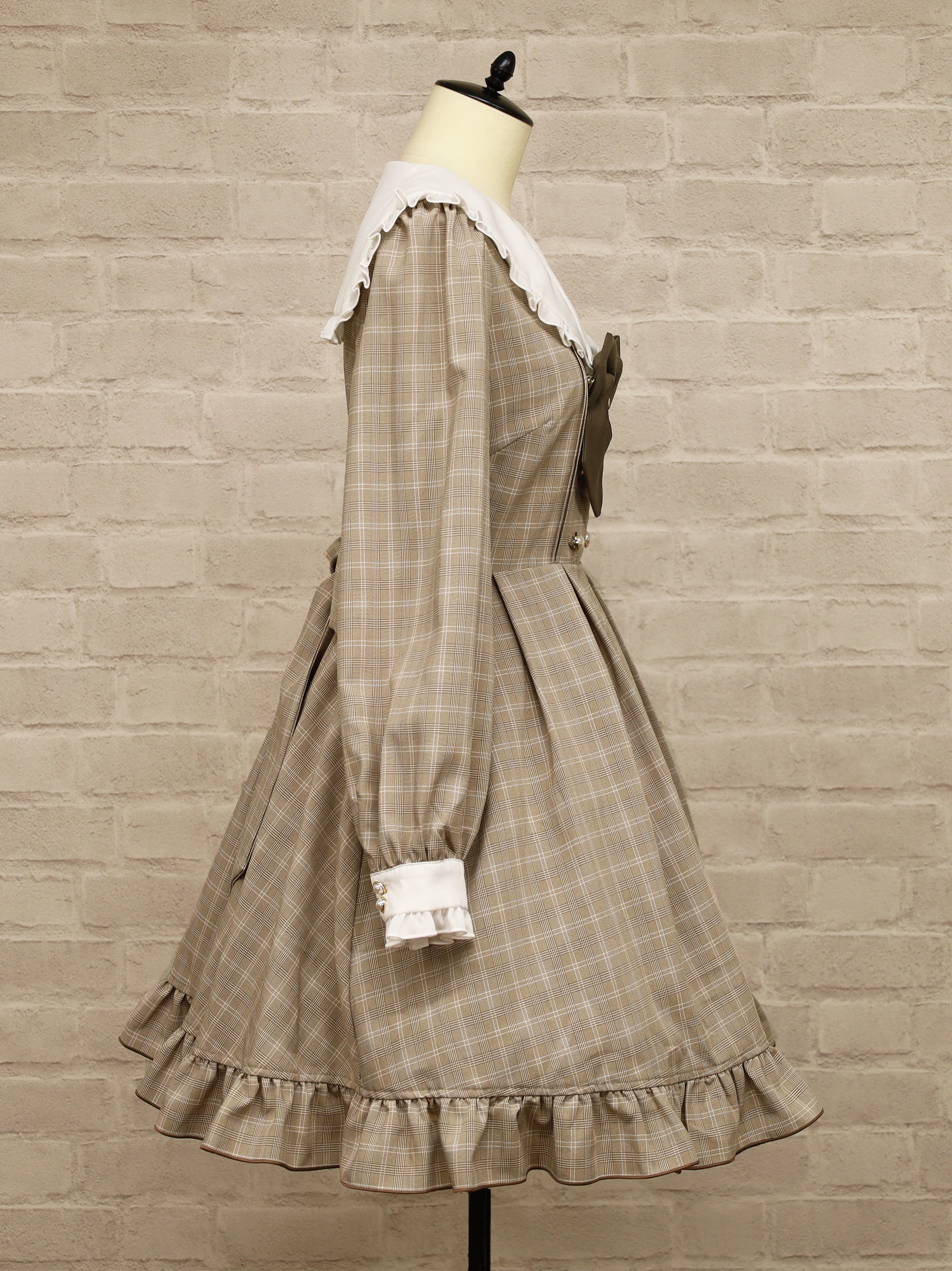 ガーリーフリルセーラーワンピース |Amavel(アマベル)公式サイト