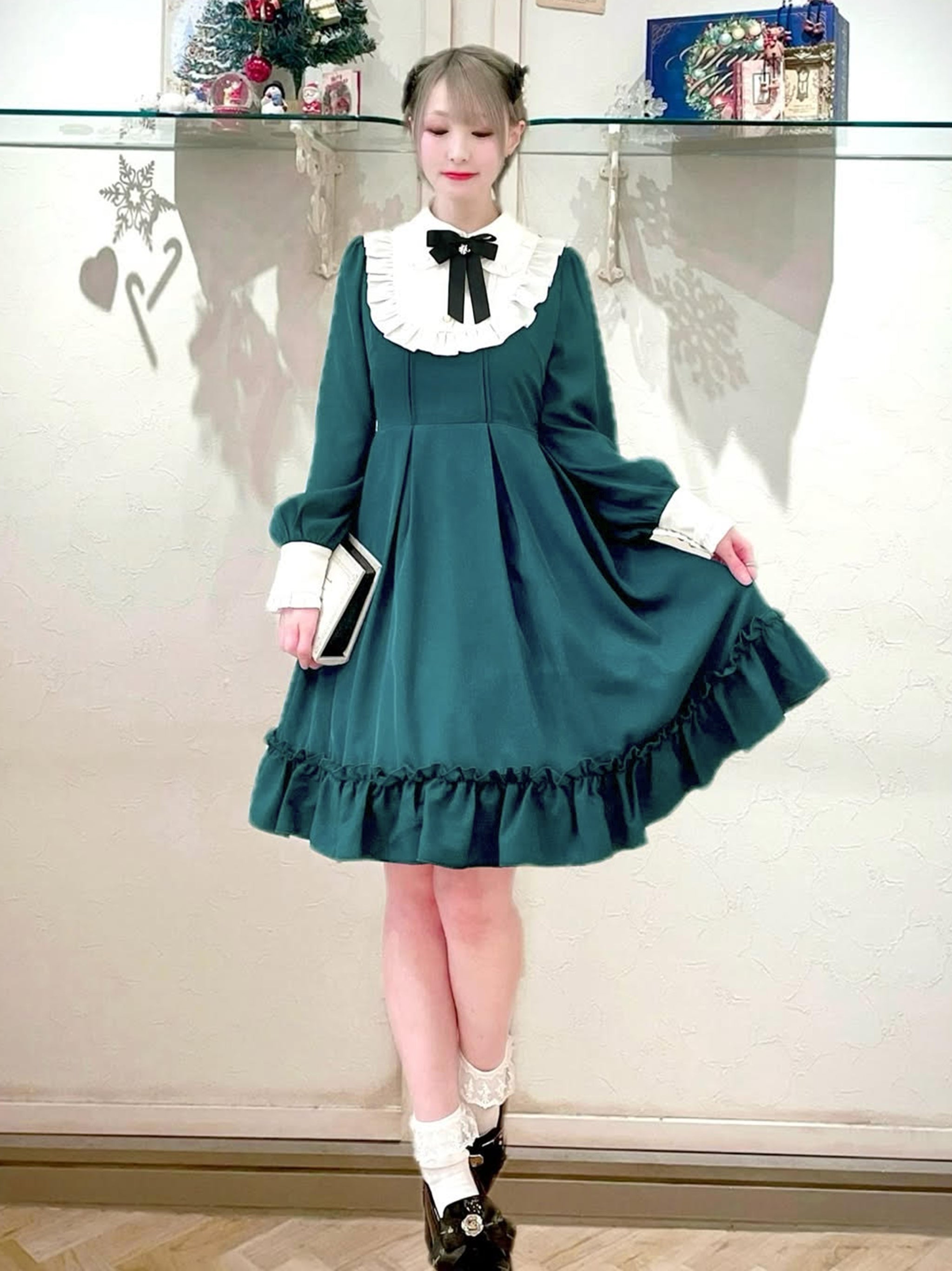 Classical Lady ミドル丈ワンピース グリーン(Green) FREE |Amavel(アマベル)公式サイト