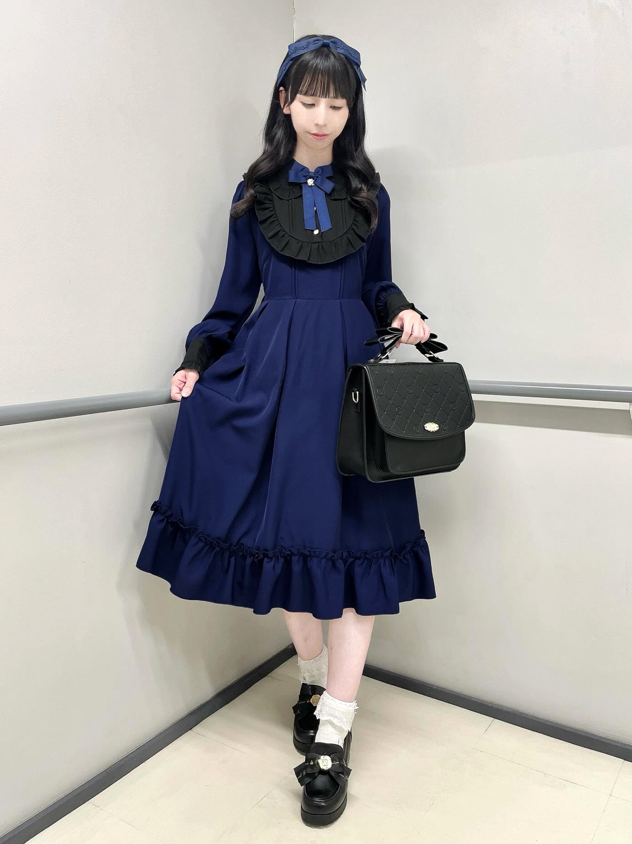 Classical Lady ロング丈ワンピース ネイビー(Navy) FREE |Amavel(アマベル)公式サイト