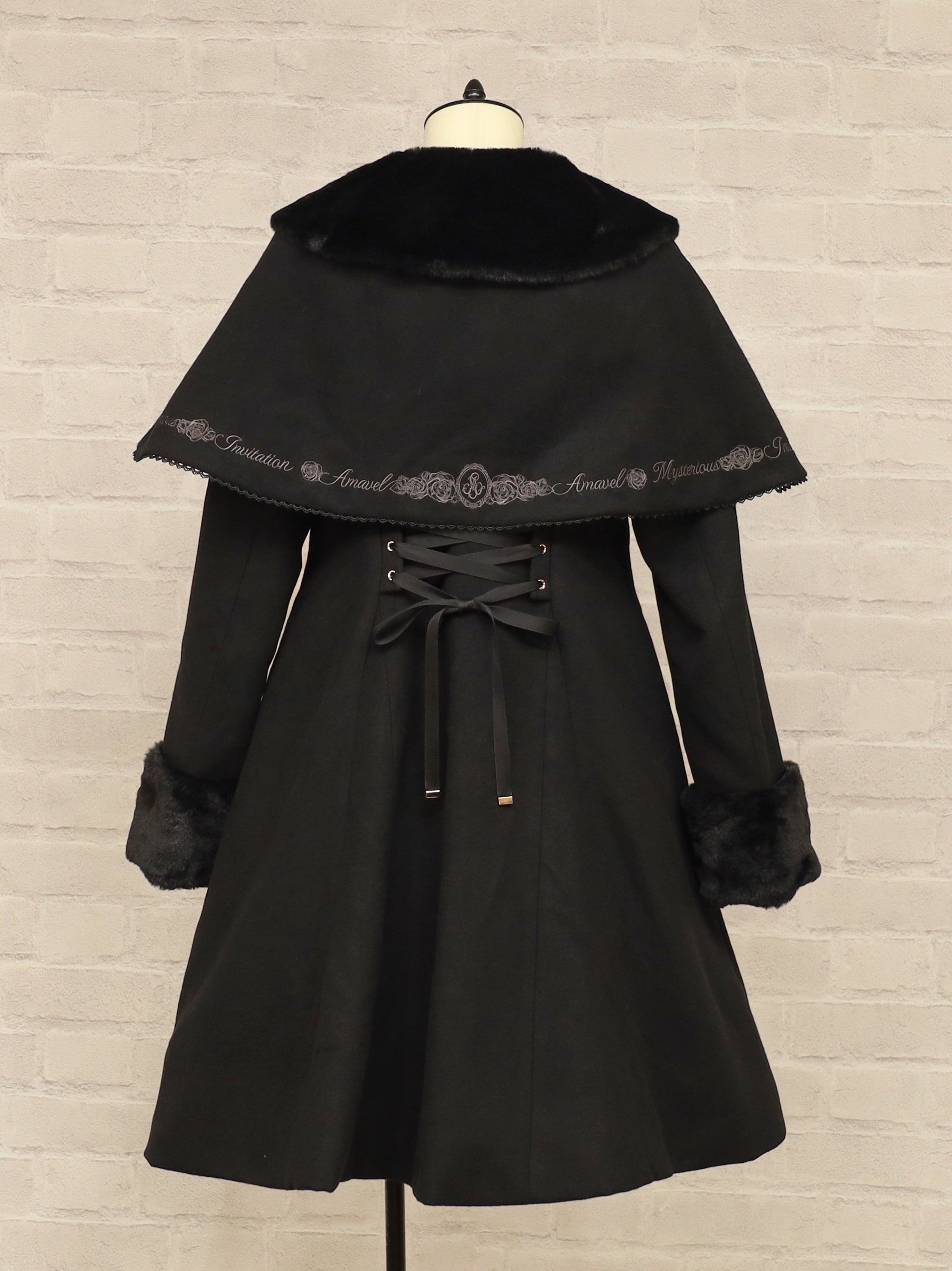 Rosette Doll ケープ付ロングコート |Amavel(アマベル)公式サイト