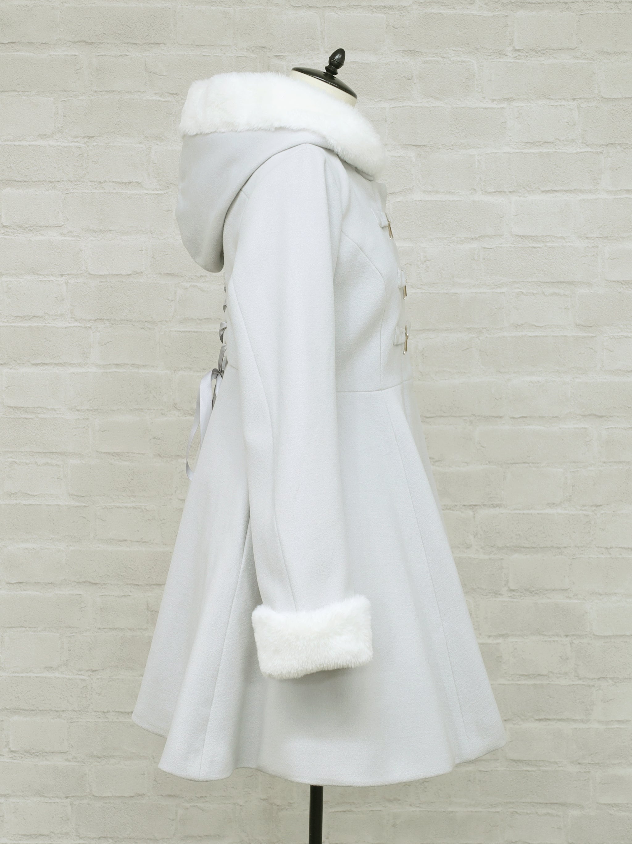 リボンビットフーディフレアコート |Amavel(アマベル)公式サイト