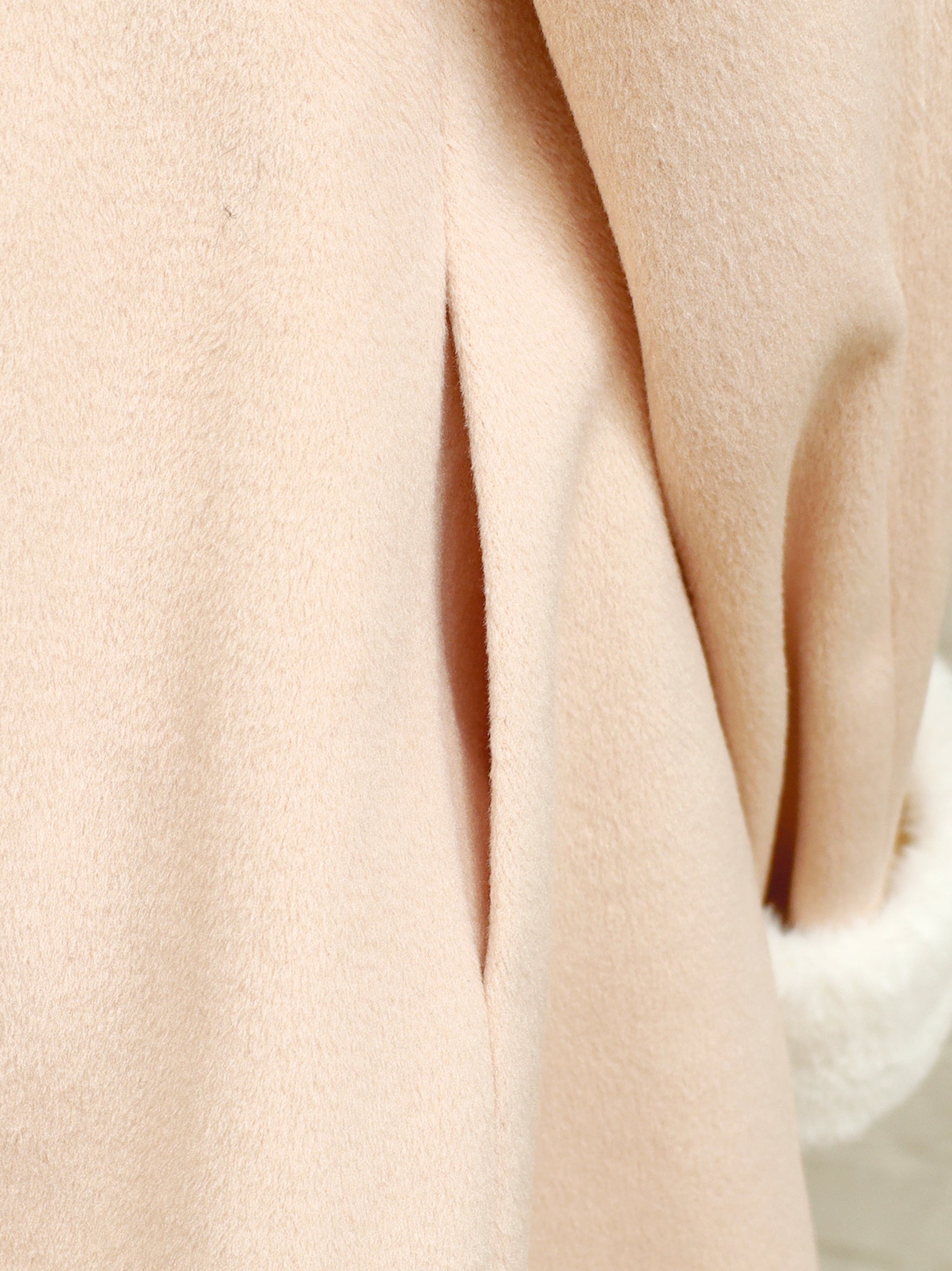 リボンビットフーディフレアコート |Amavel(アマベル)公式サイト