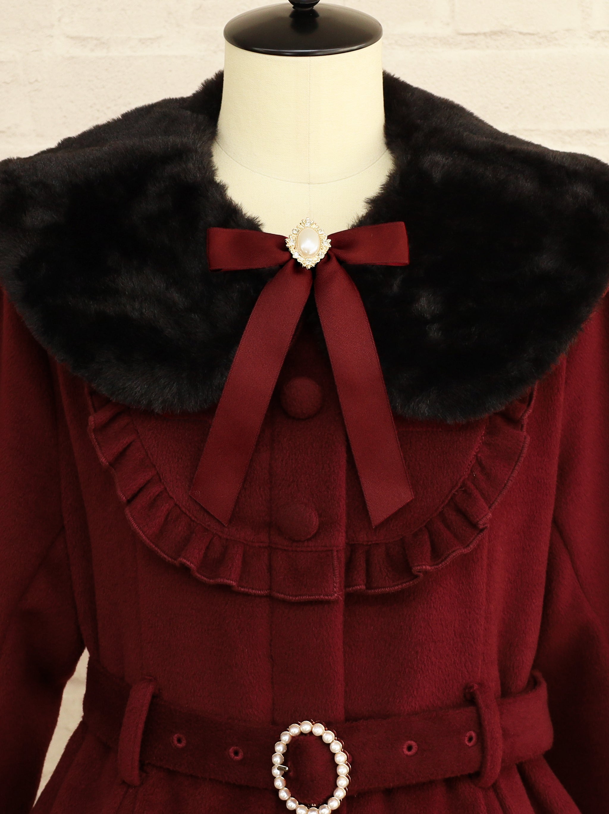 パールベルト付ヨークフリルコート |Amavel(アマベル)公式サイト