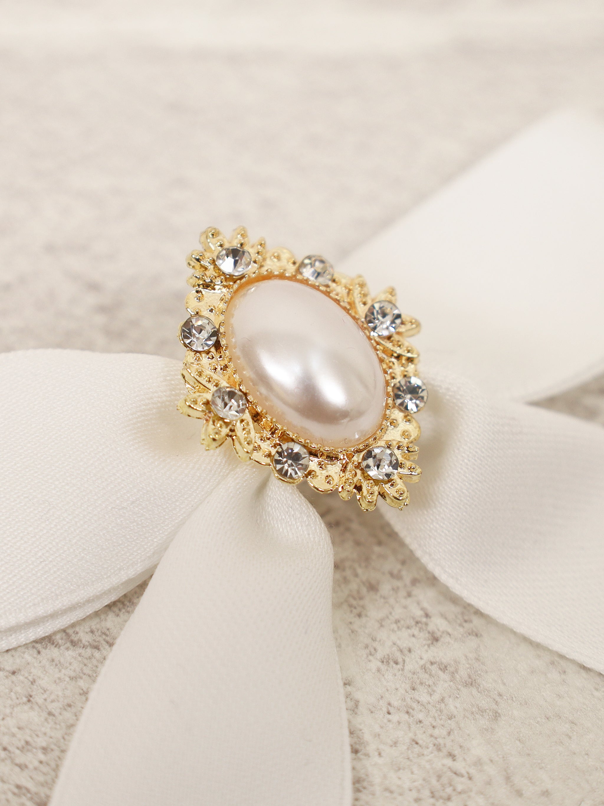 パールベルト付ヨークフリルコート |Amavel(アマベル)公式サイト