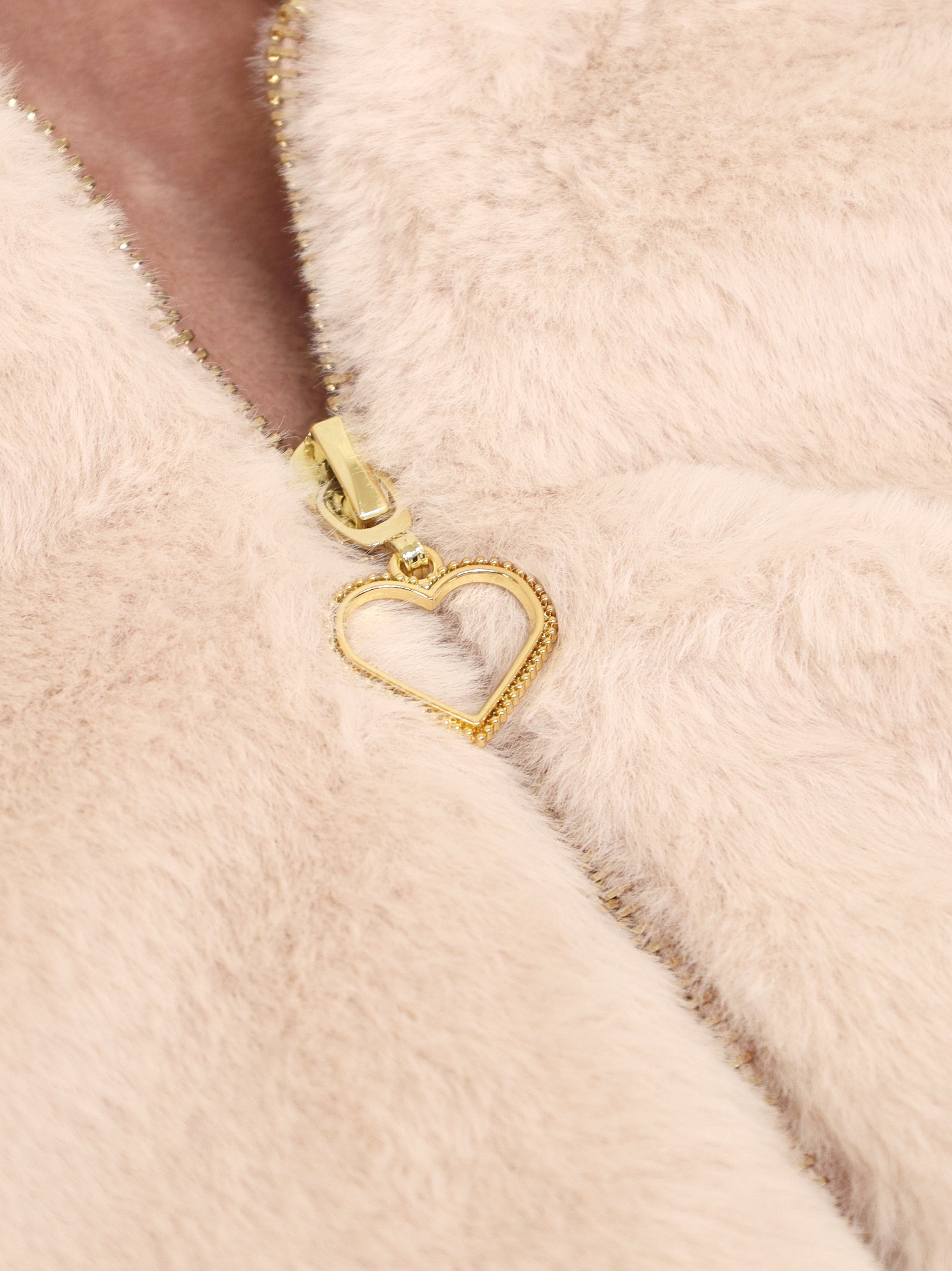 うさみみファーアウター |Amavel(アマベル)公式サイト