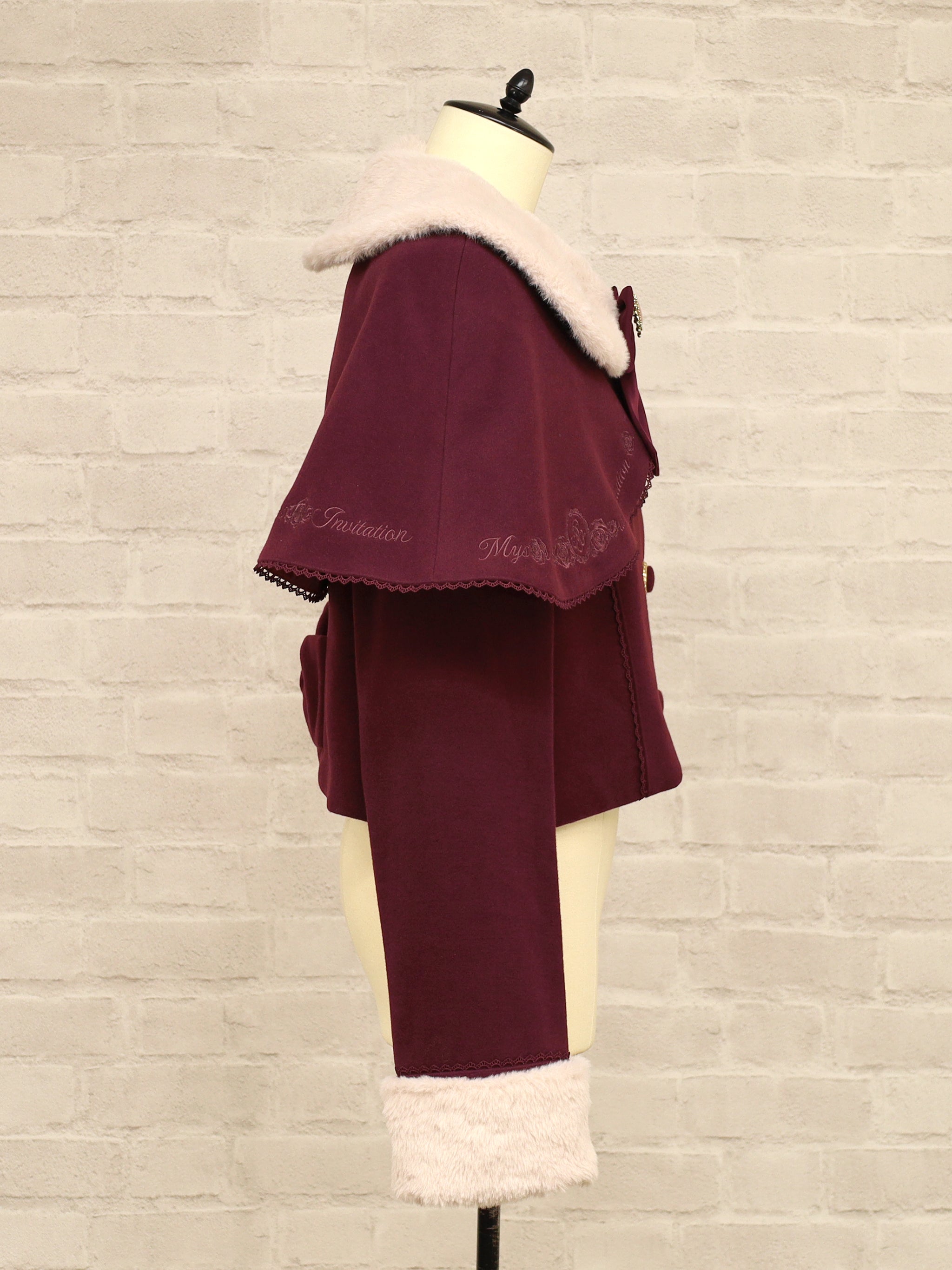 Rosette Doll ケープ付ショートコート |Amavel(アマベル)公式サイト