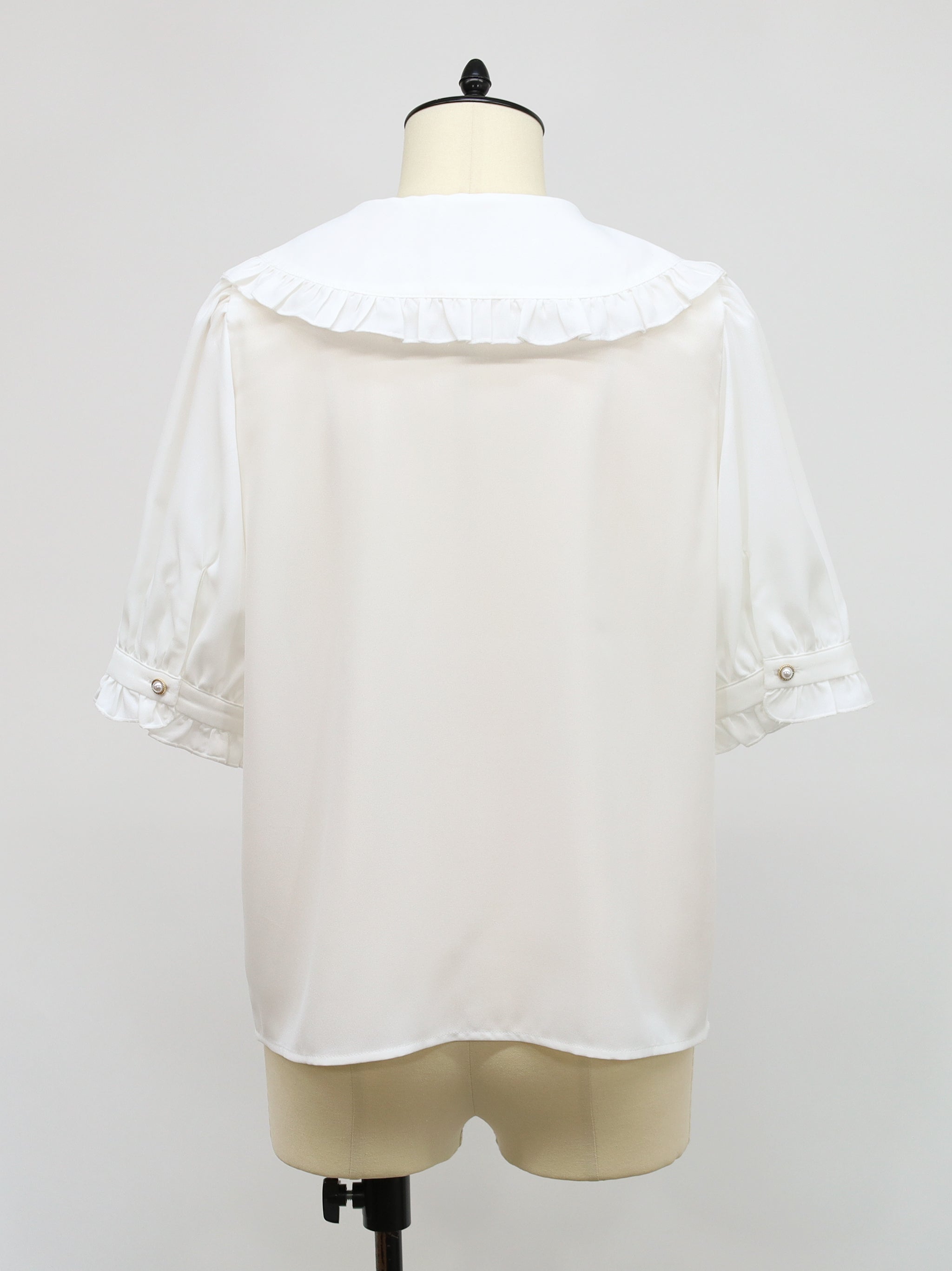 ダブルフリル丸襟半袖ブラウス |Amavel(アマベル)公式サイト