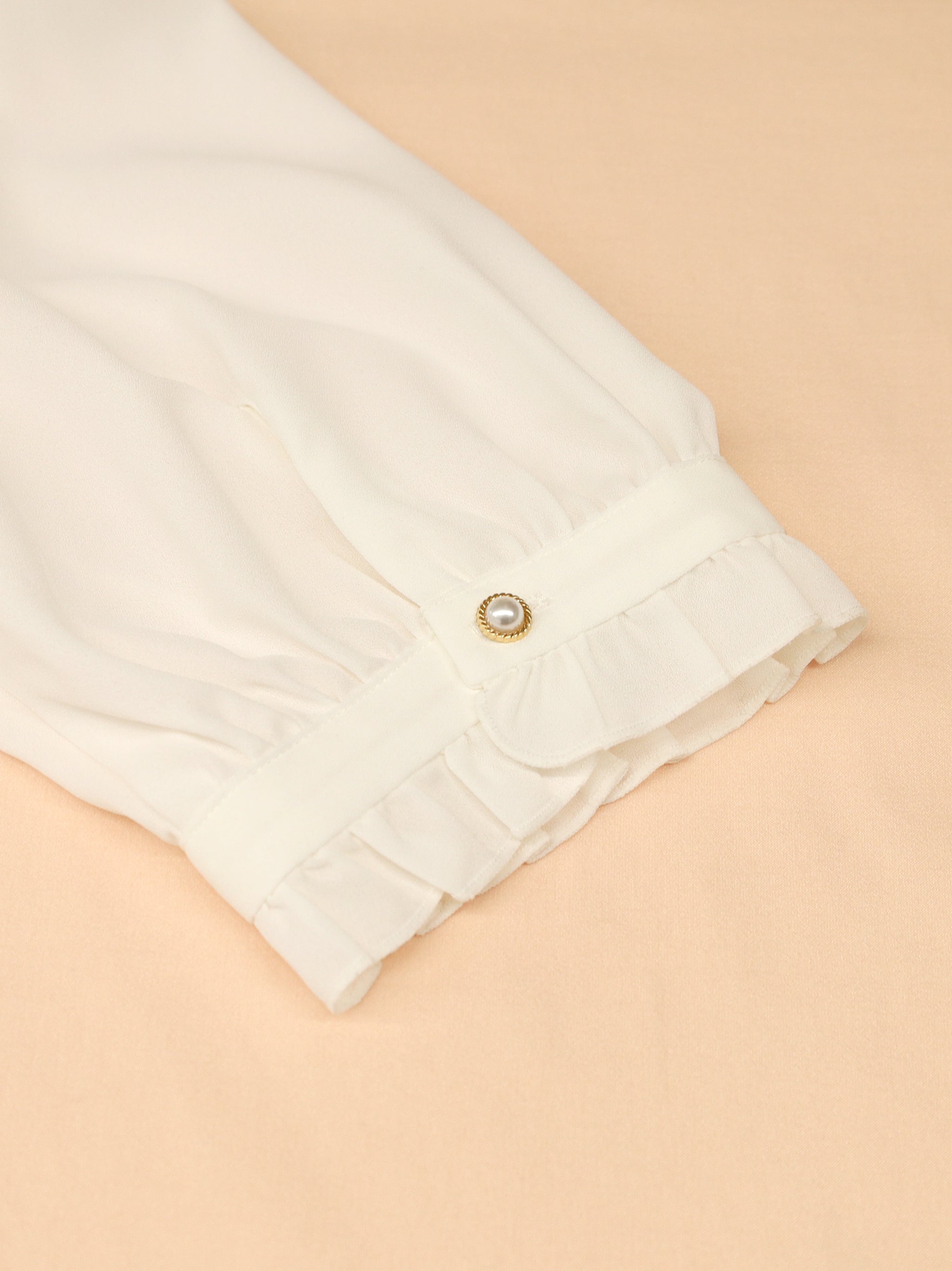 ダブルフリル丸襟半袖ブラウス |Amavel(アマベル)公式サイト