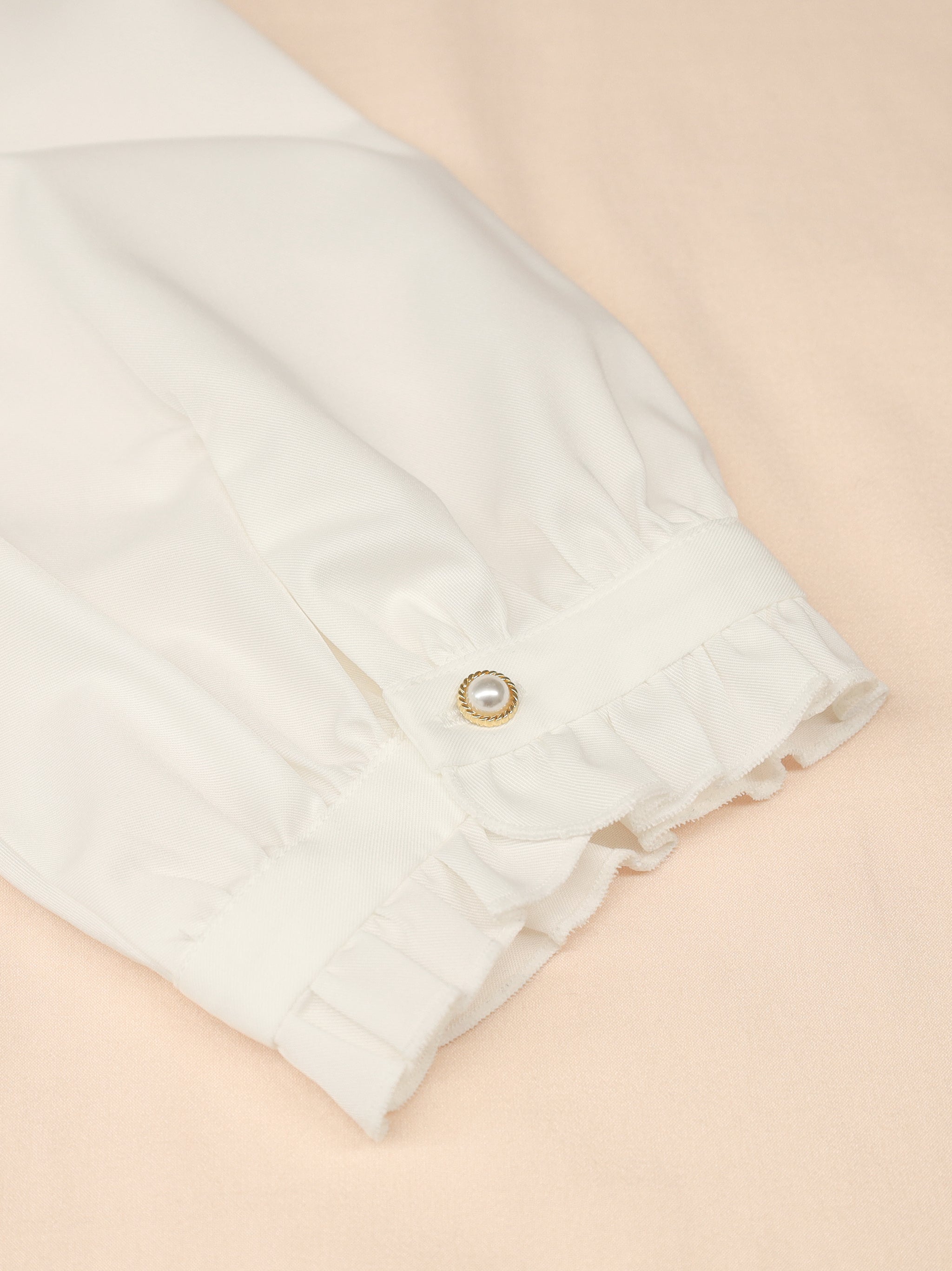 ヨーク切替スタンドフリル半袖ブラウス |Amavel(アマベル)公式サイト