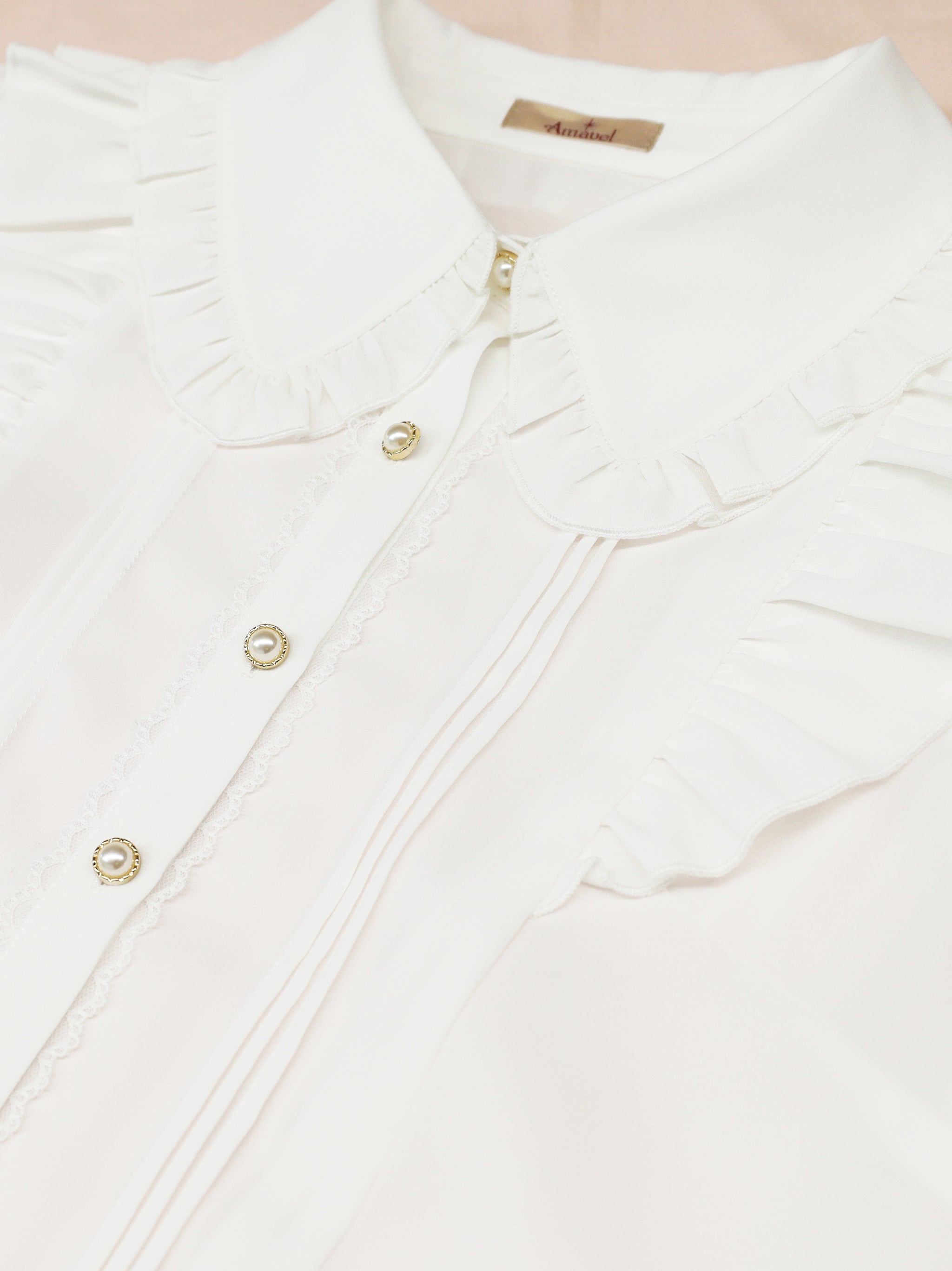 ハートビジューリボンブラウス |Amavel(アマベル)公式サイト