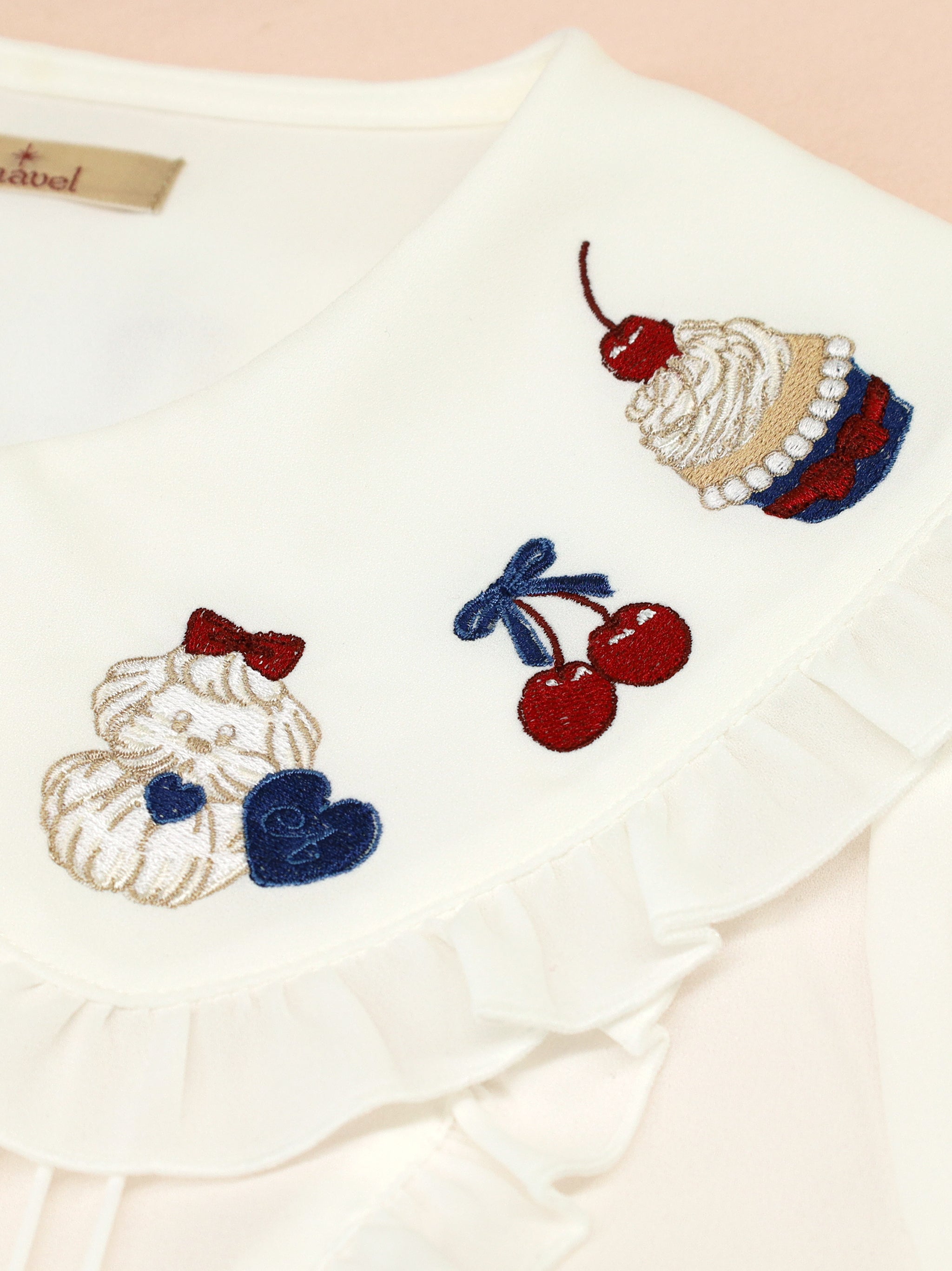 Sweet Whip フリルブラウス |Amavel(アマベル)公式サイト