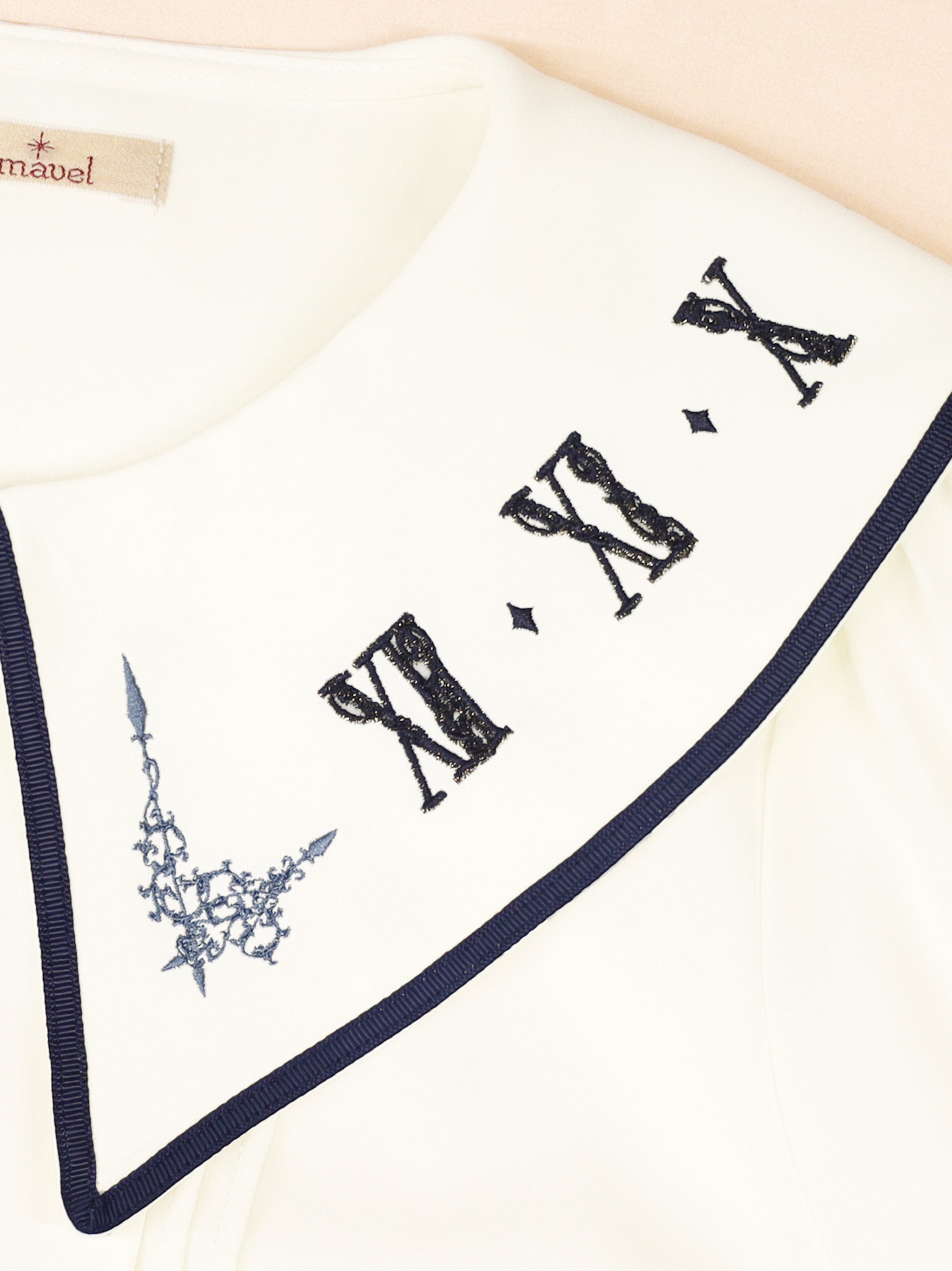 Antique Clock ブラウス |Amavel(アマベル)公式サイト