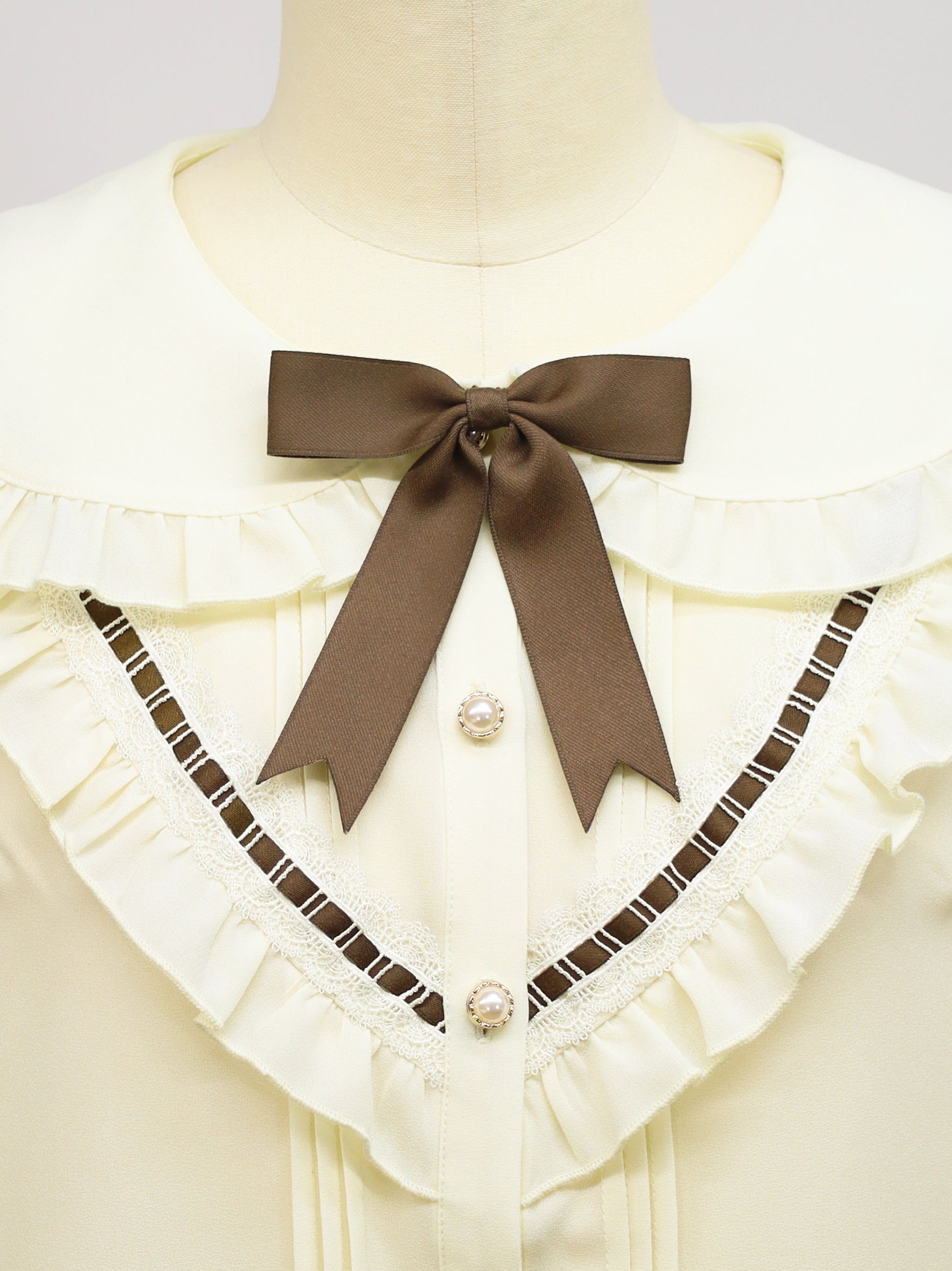 Classical Ladder Lace ブラウス |Amavel(アマベル)公式サイト