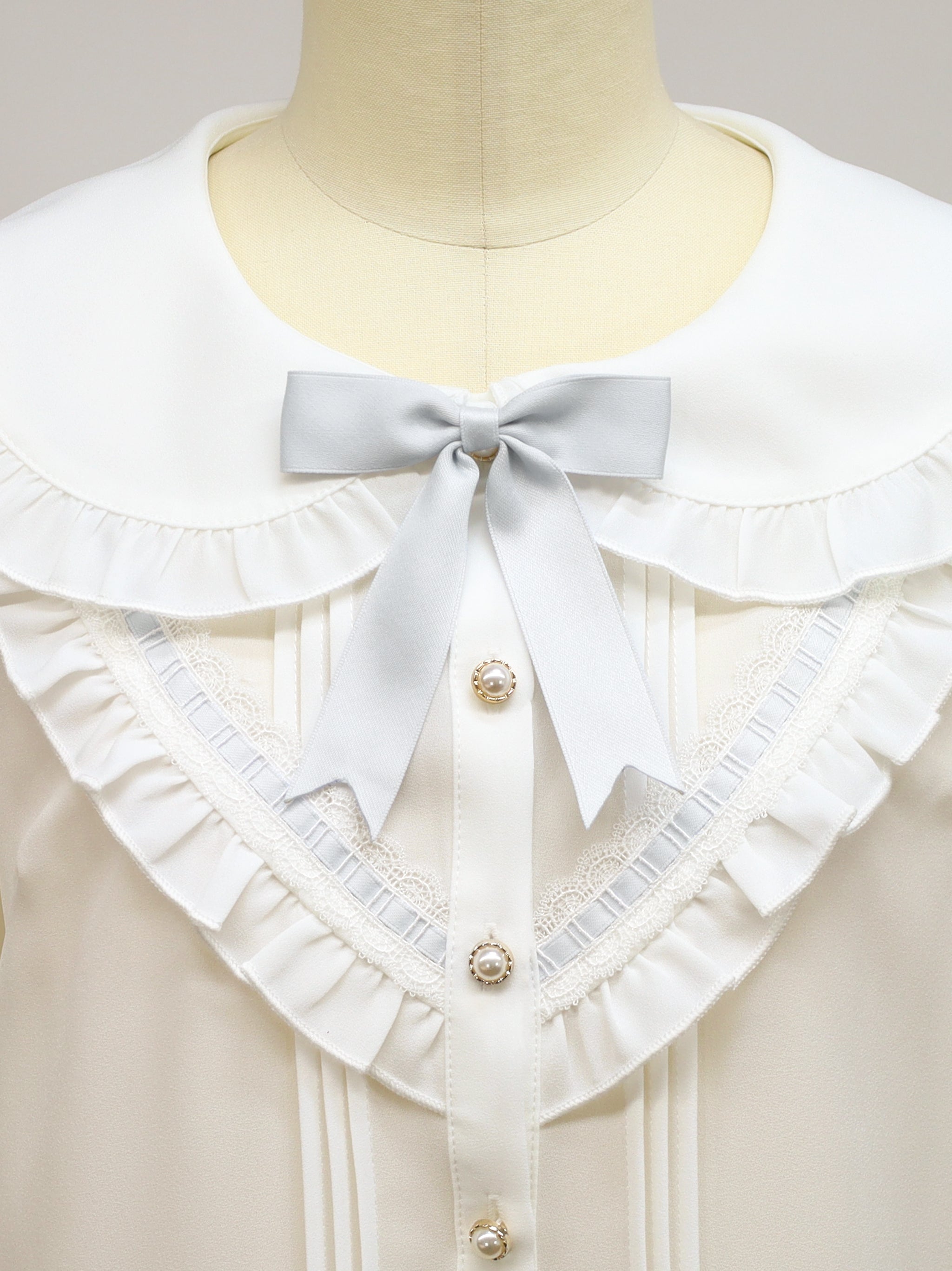 Classical Ladder Lace ブラウス |Amavel(アマベル)公式サイト