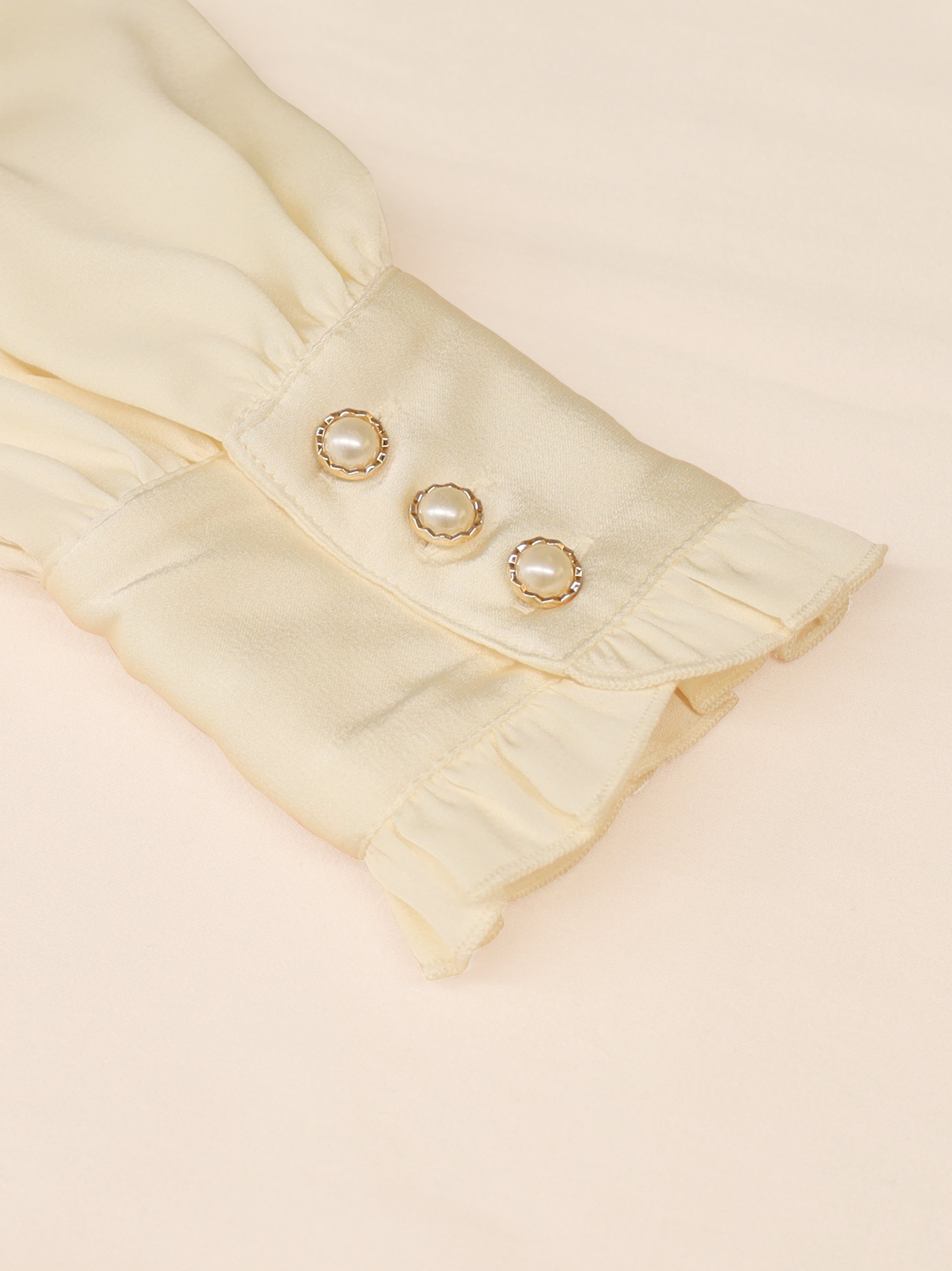 Antique Doll カスケードフリルブラウス |Amavel(アマベル)公式サイト