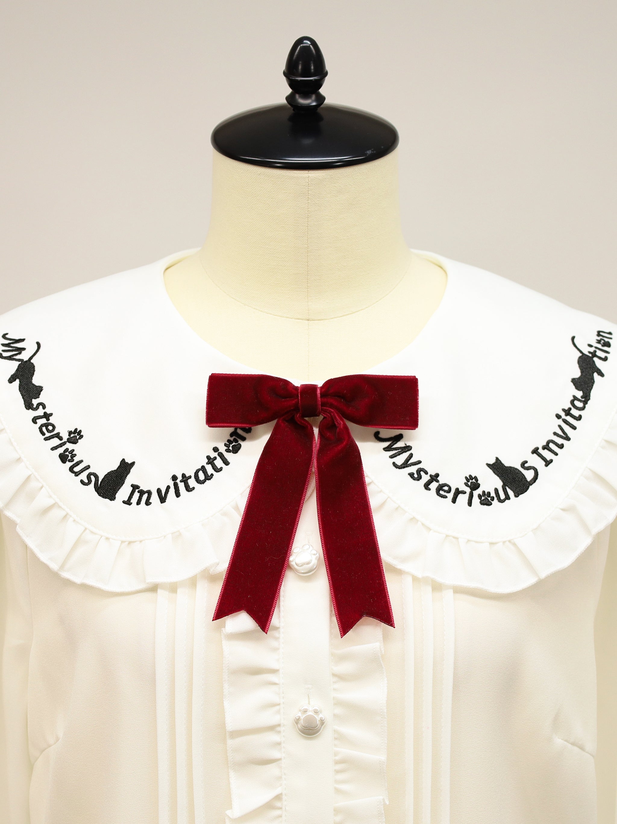 Mysterious Cat ブラウス |Amavel(アマベル)公式サイト