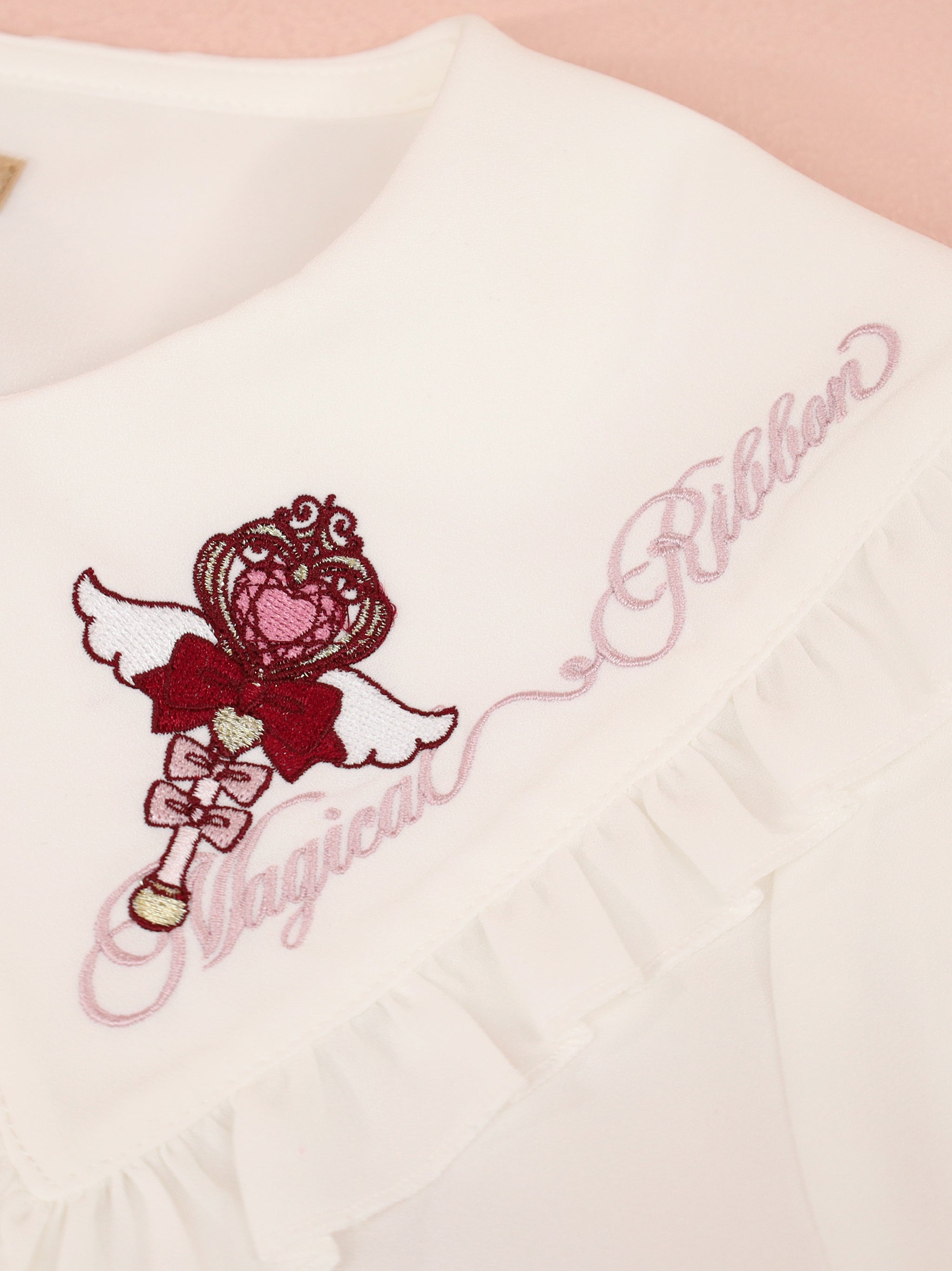 Magical Ribbon フリルブラウス |Amavel(アマベル)公式サイト