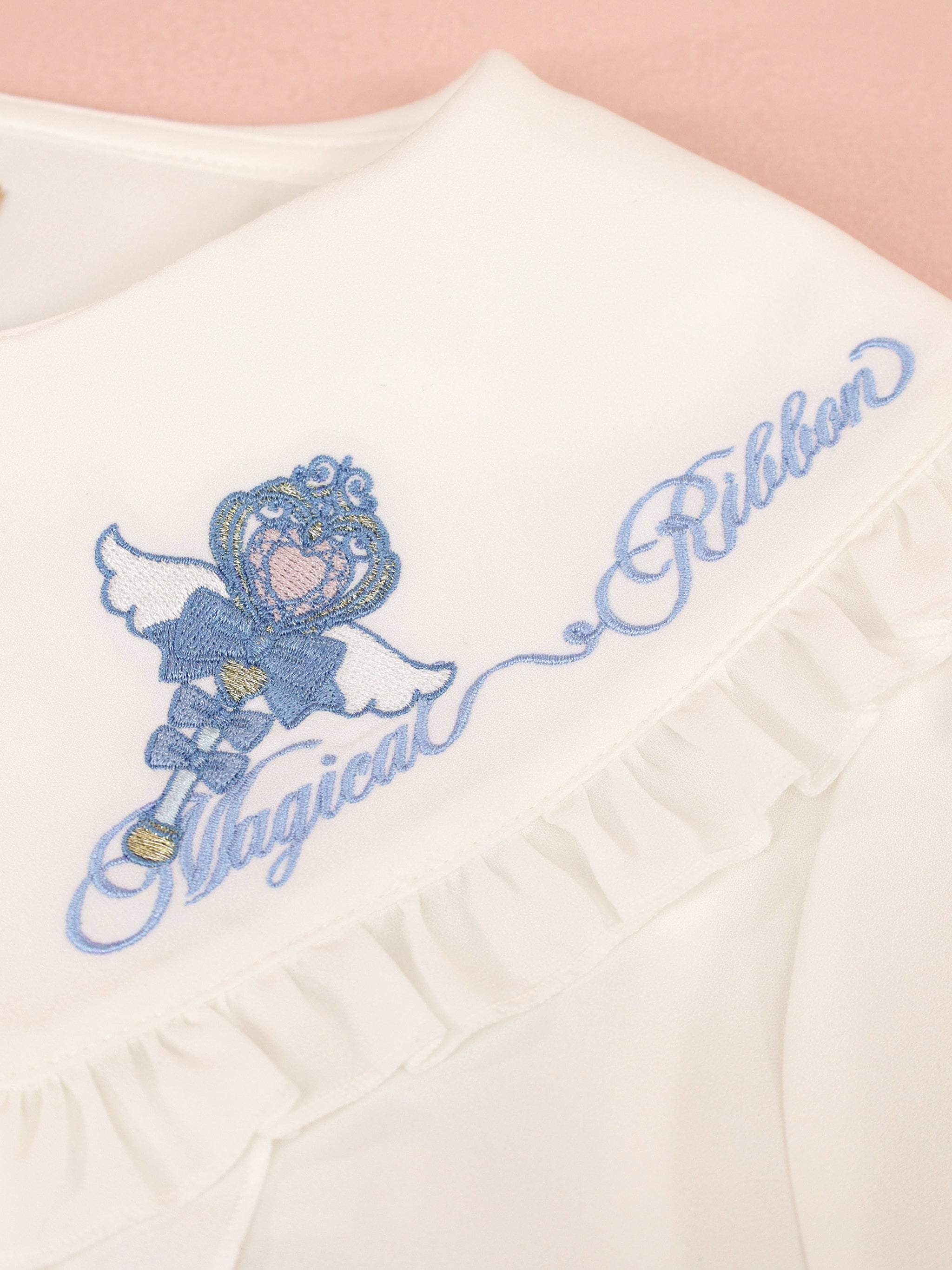 Magical Ribbon フリルブラウス |Amavel(アマベル)公式サイト