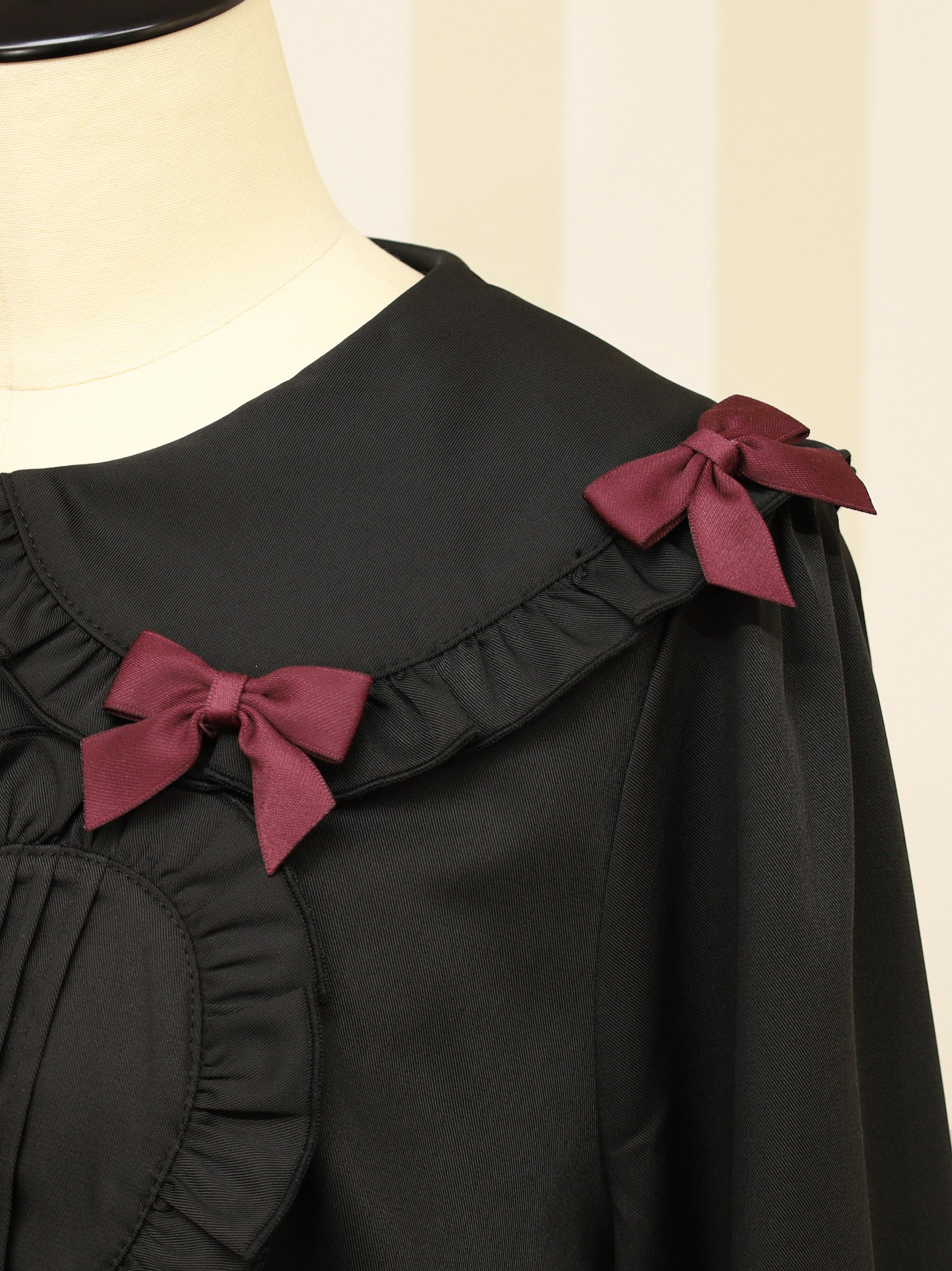 Mysterious Wonderland ハートブラウス |Amavel(アマベル)公式サイト