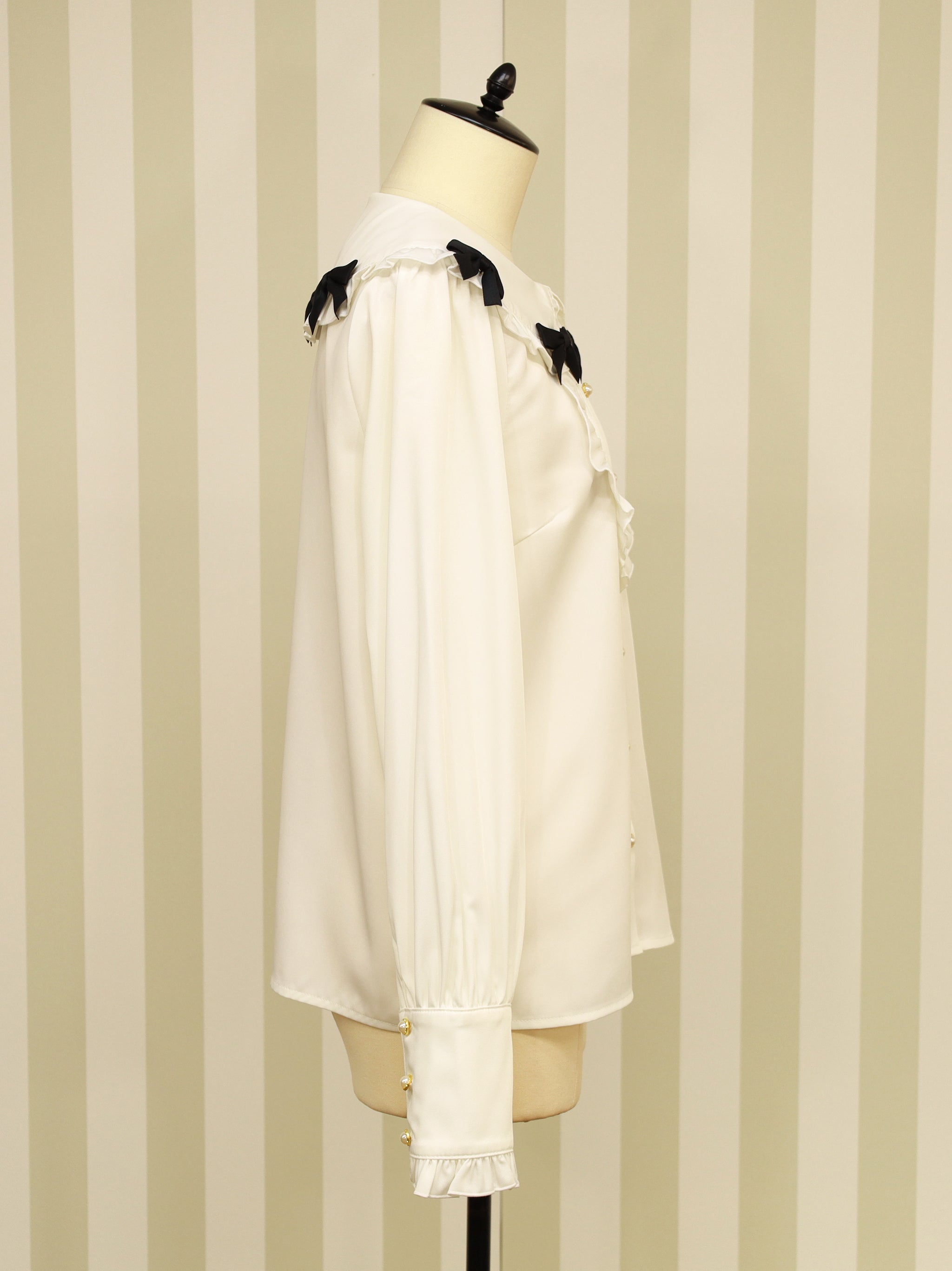 Mysterious Wonderland ハートブラウス |Amavel(アマベル)公式サイト