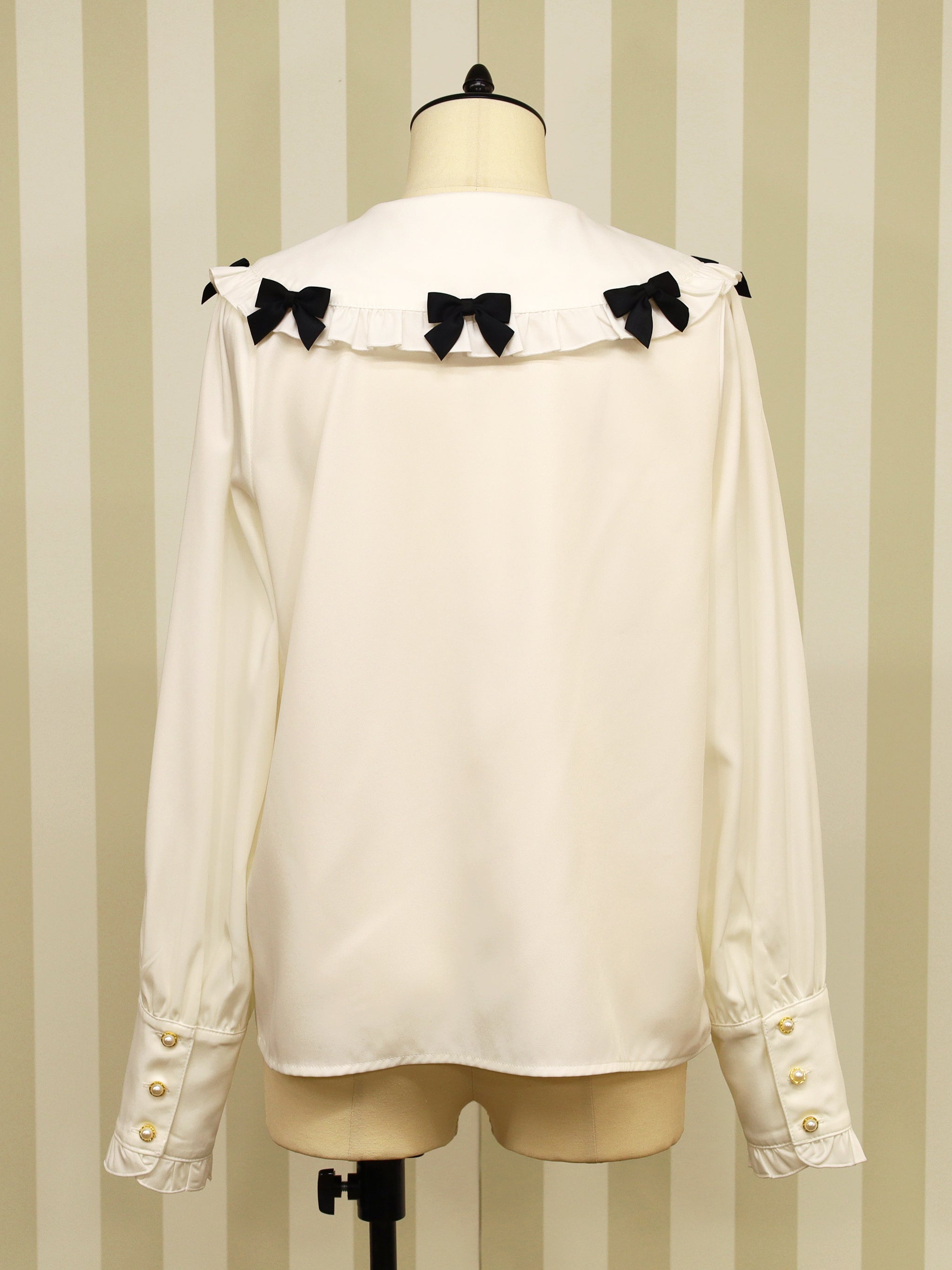 Mysterious Wonderland ハートブラウス |Amavel(アマベル)公式サイト