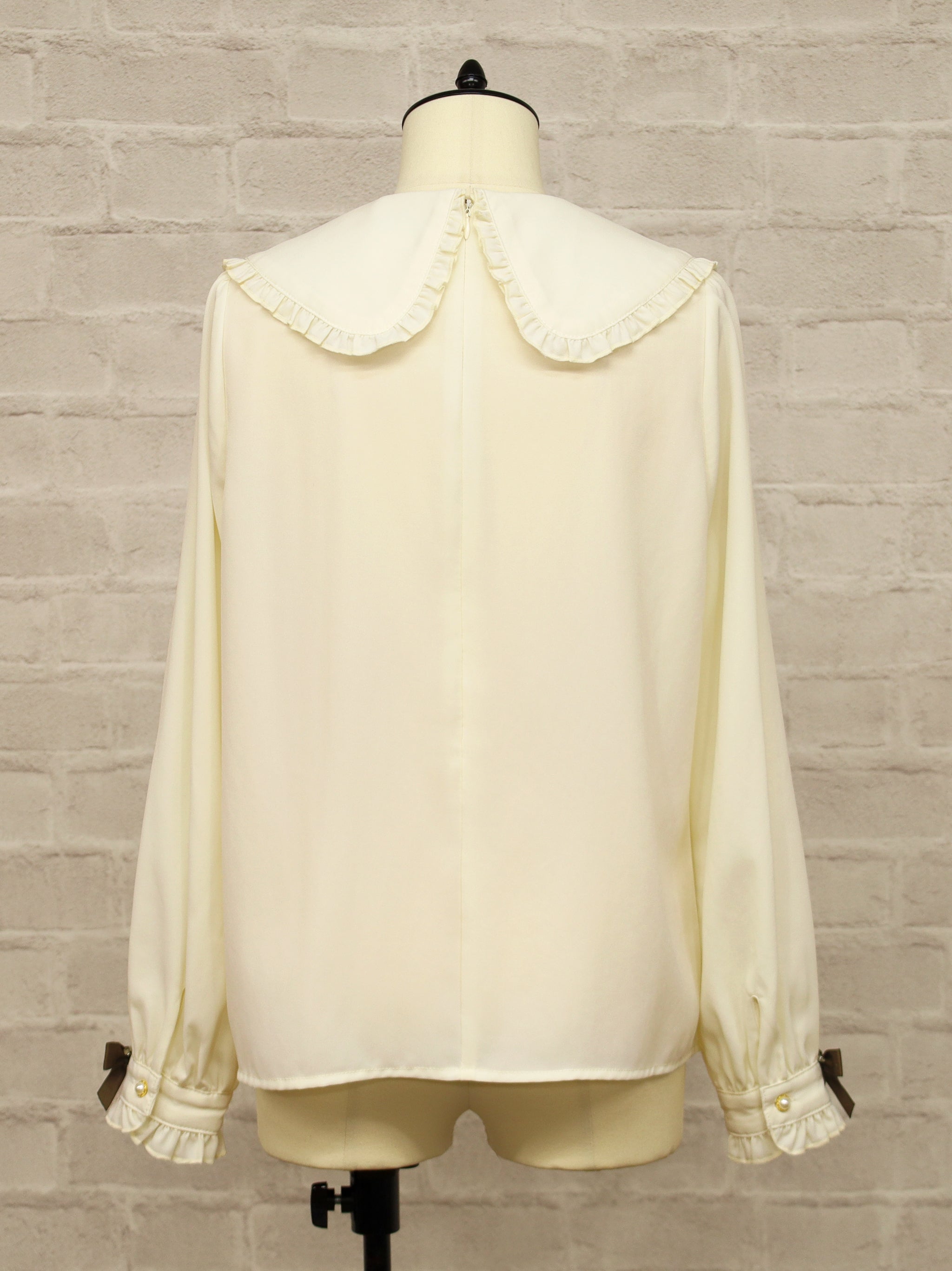 Holy Night Bear リボンブラウス |Amavel(アマベル)公式サイト