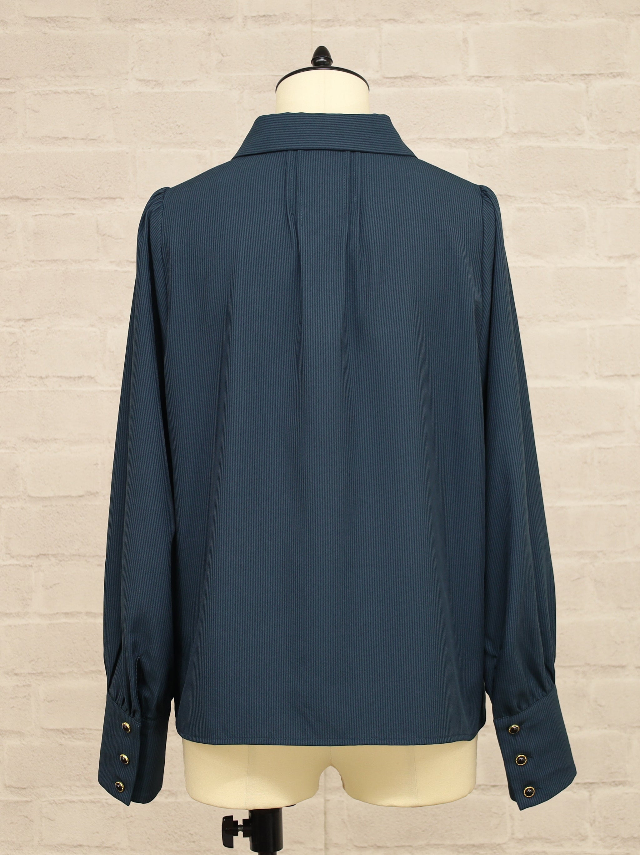 【メンバーズセール対象】Mysterious Chandelier ブラウス |Amavel(アマベル)公式サイト