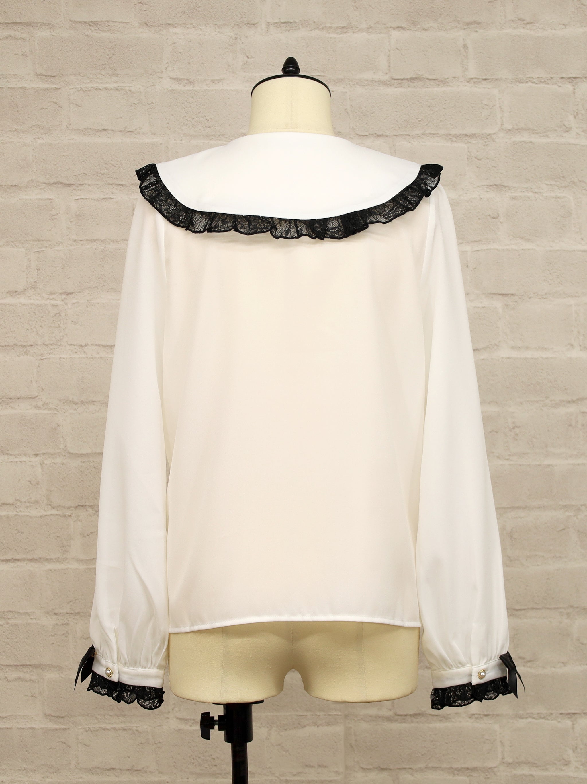 Girly Ribbon ブラウス |Amavel(アマベル)公式サイト