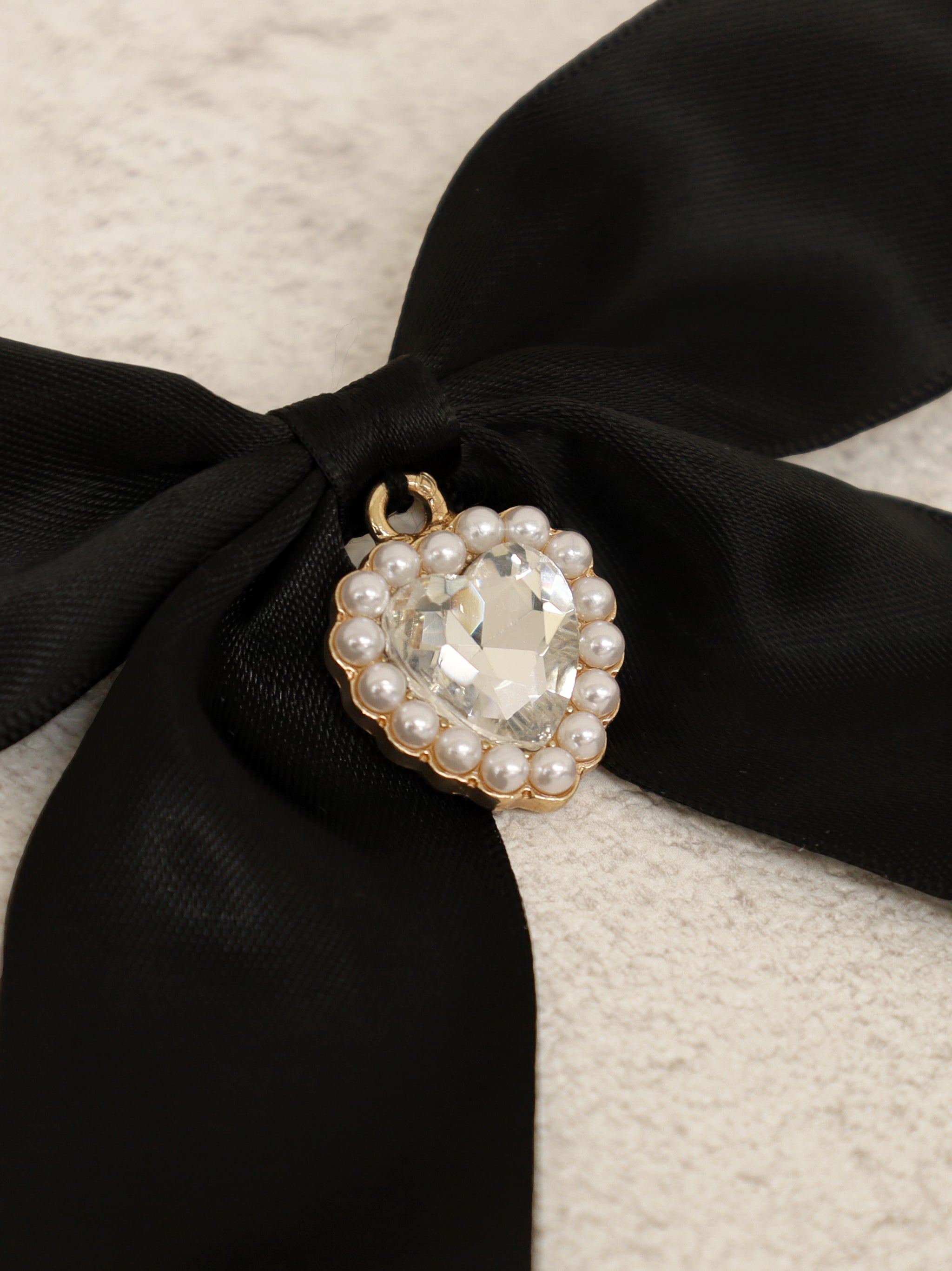 Girly Ribbon ブラウス |Amavel(アマベル)公式サイト