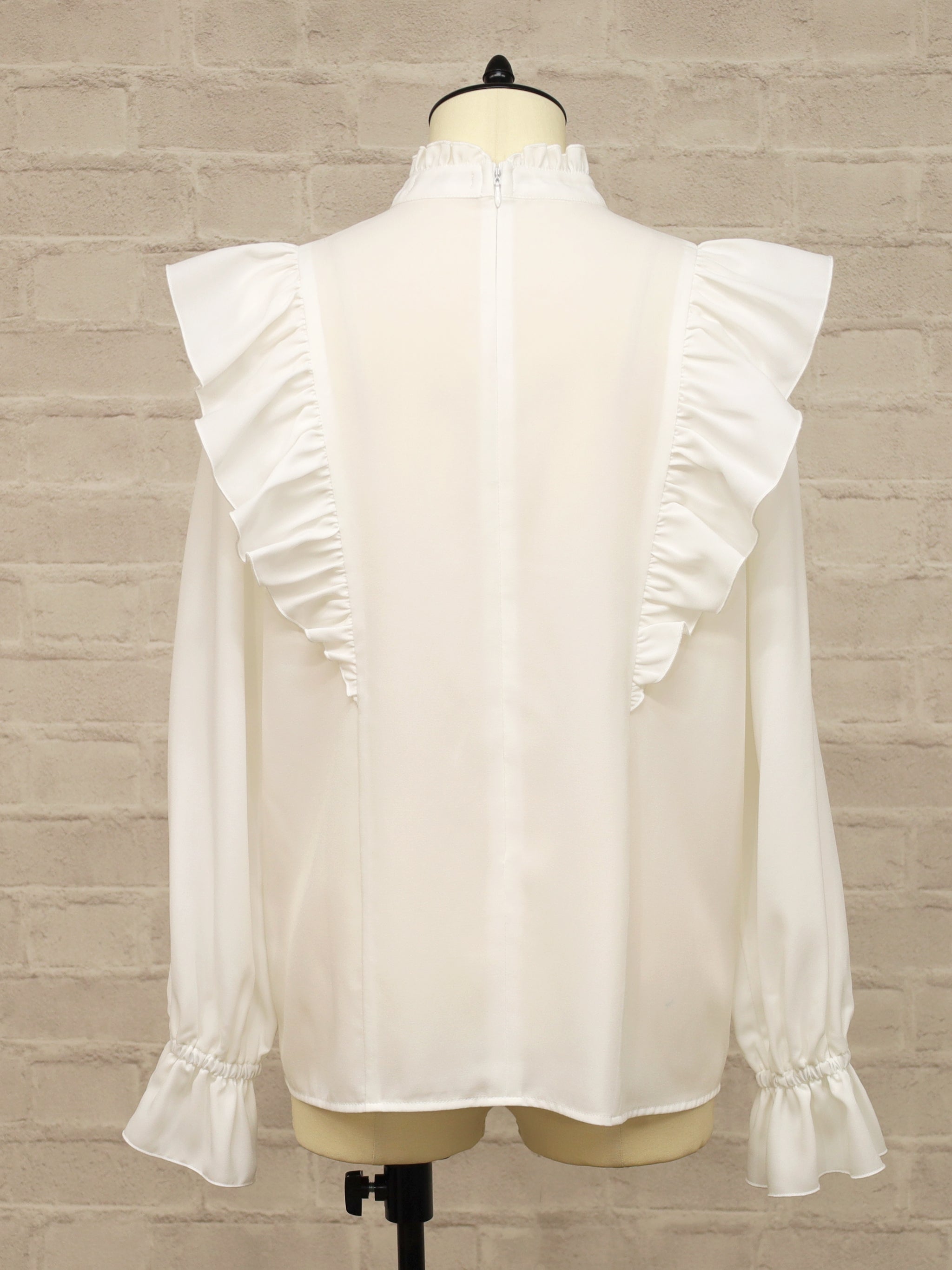 Mysterious Spice チョーカー風ブラウス |Amavel(アマベル)公式サイト