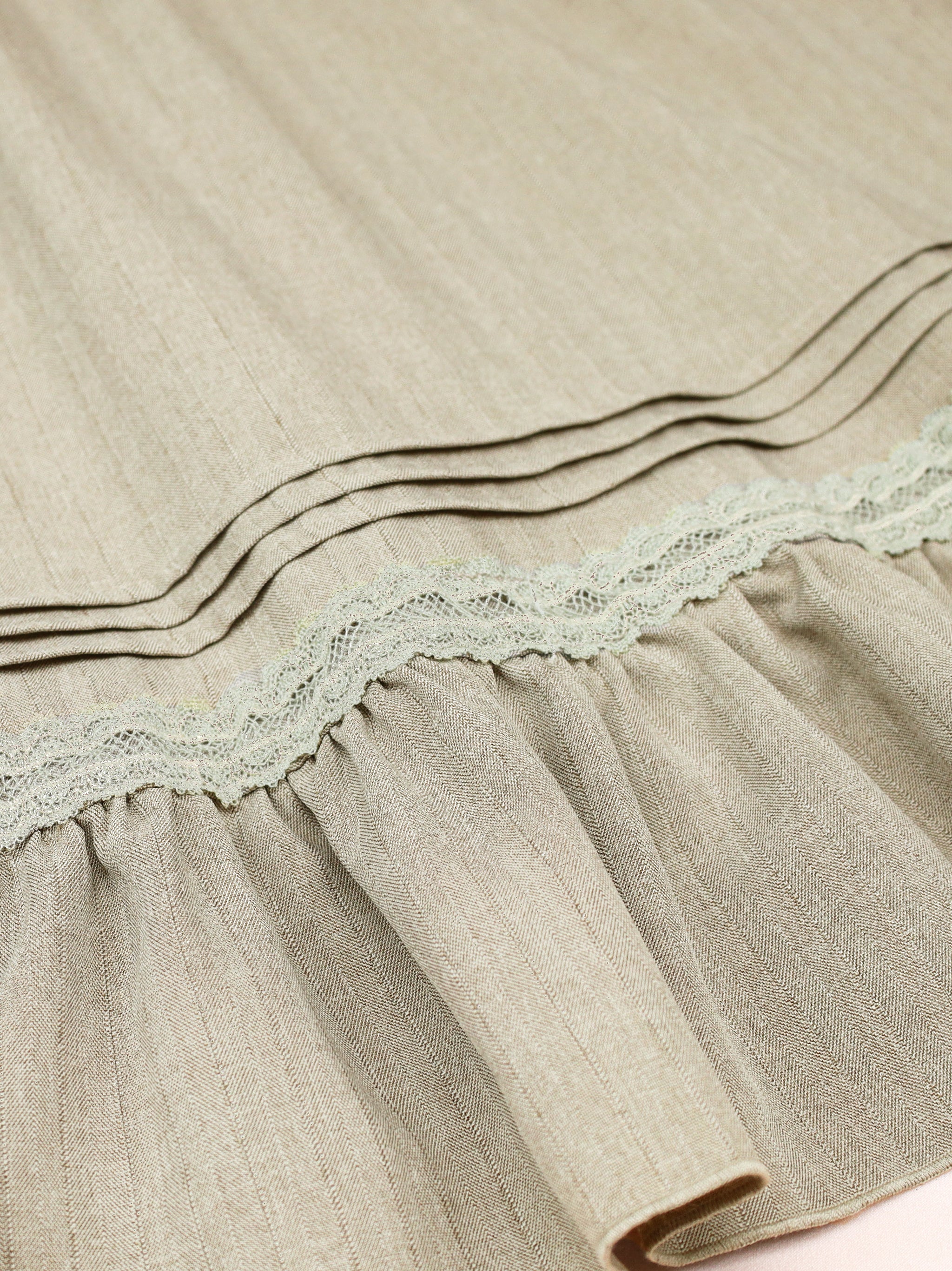 【メンバーズセール対象】Classical Doll ミドル丈スカート |Amavel(アマベル)公式サイト